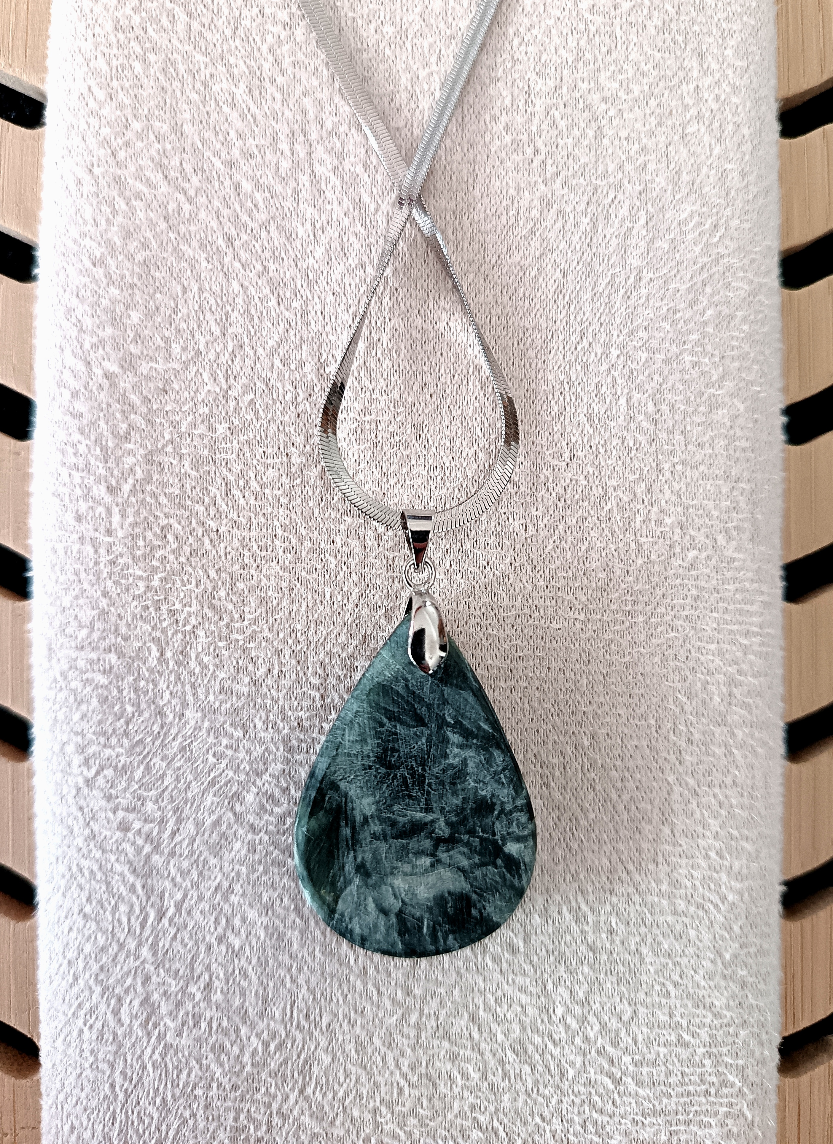 Collier "bien-être" en séraphinite