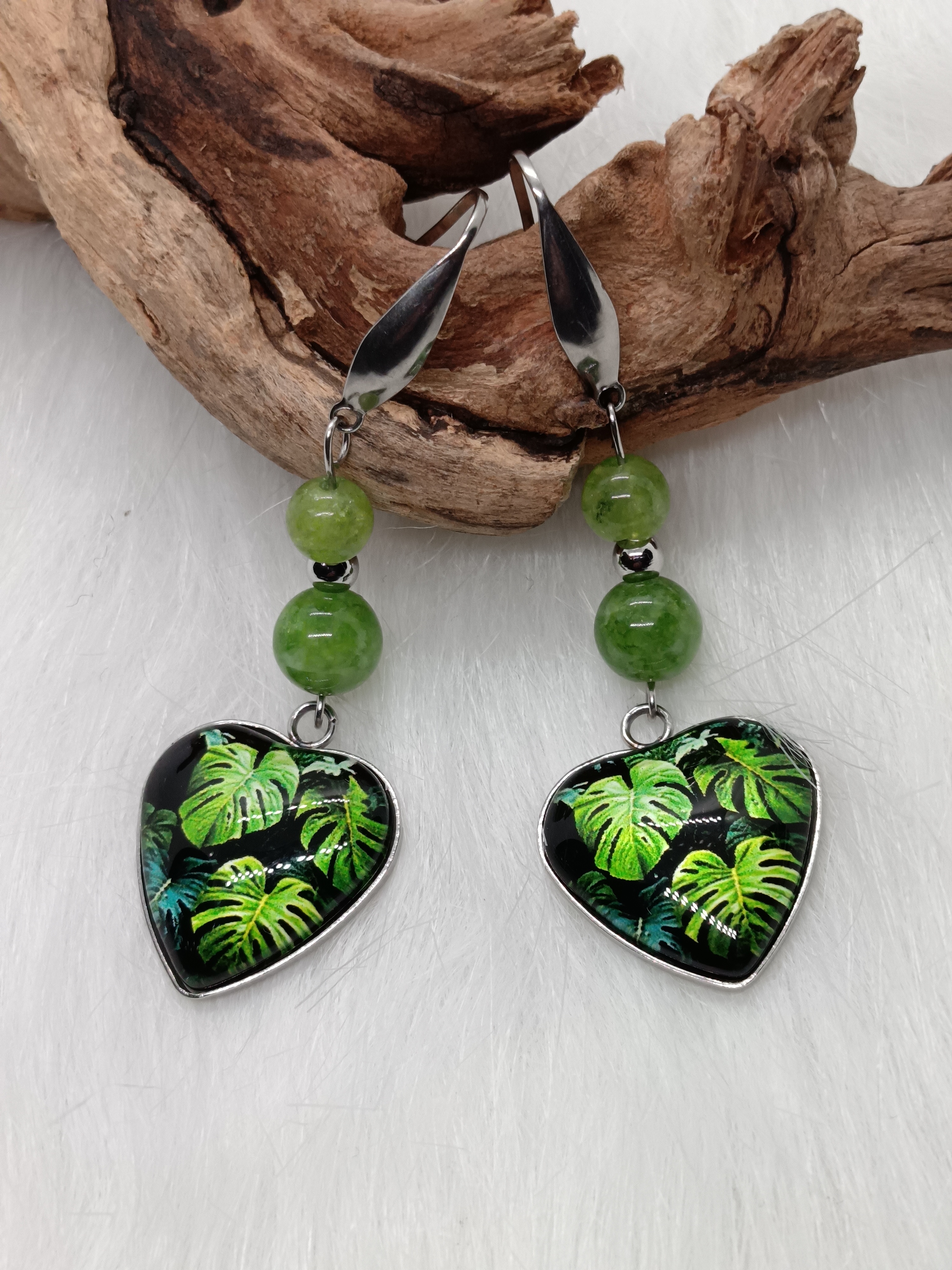 Boucles d'oreilles "cœur de feuilles" en péridot