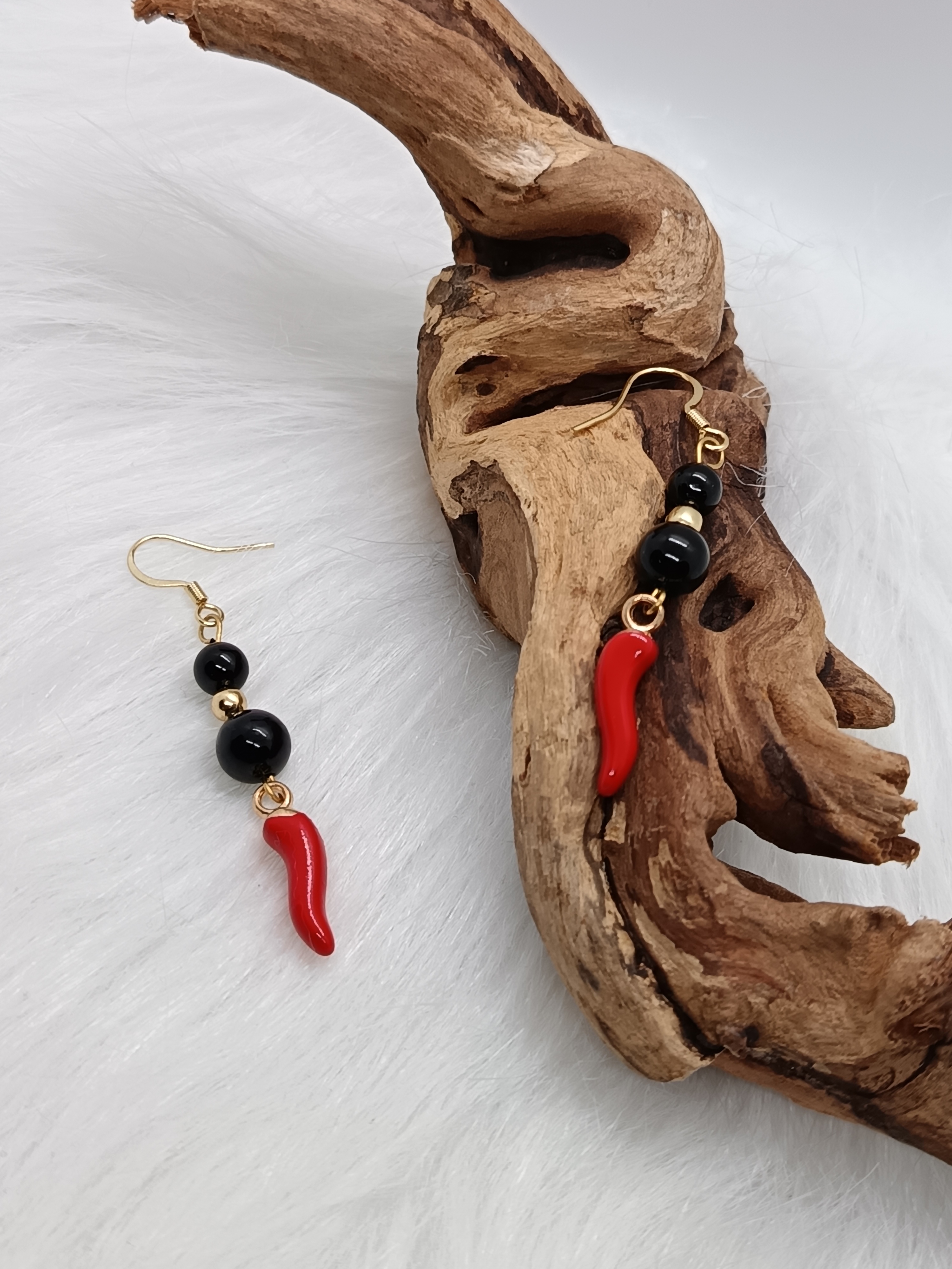 Boucles d'oreilles "pimentées" en tourmaline noire