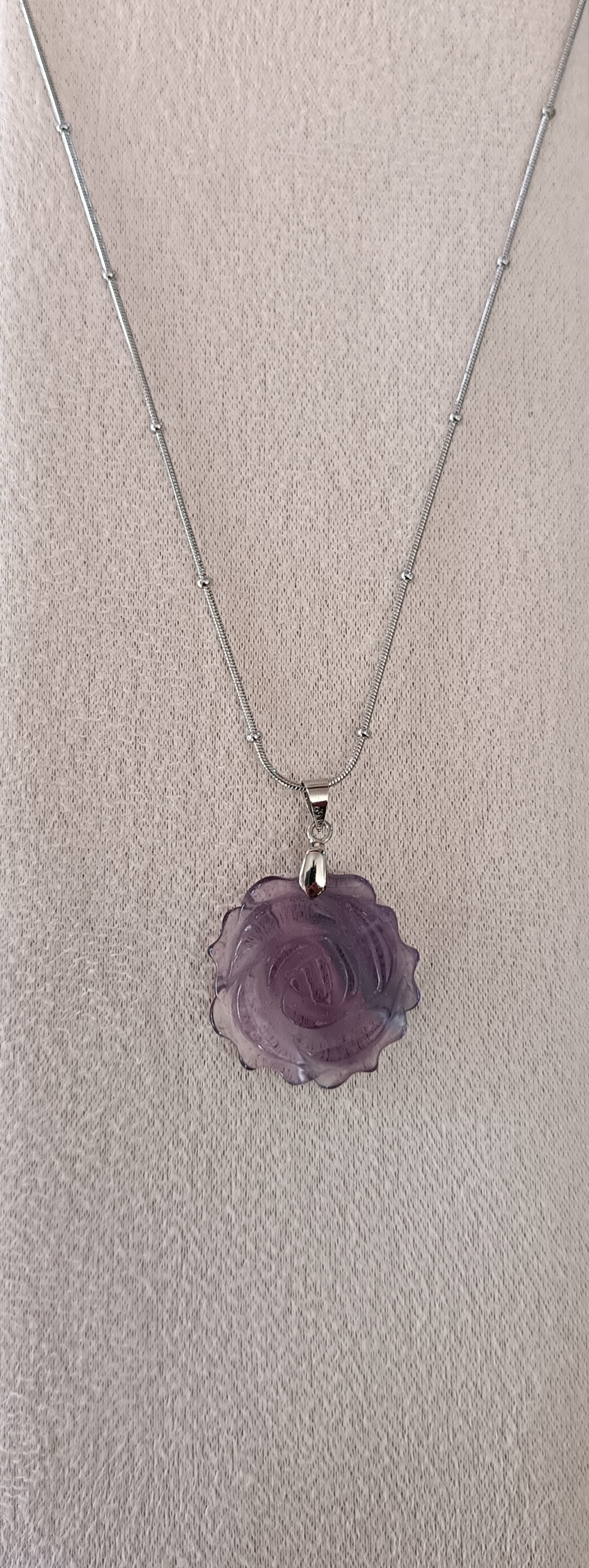 Collier "rose" en fluorite multicolore