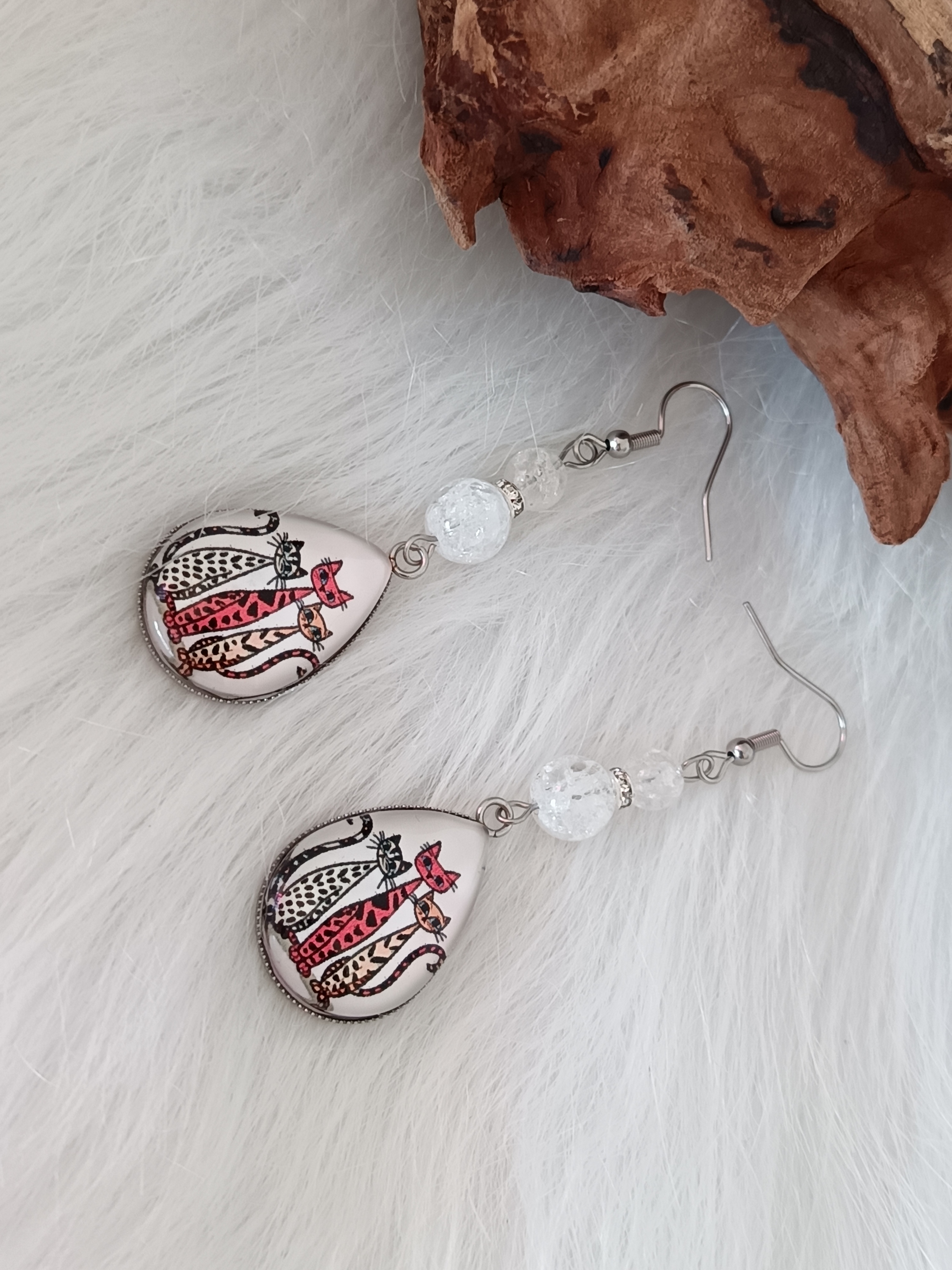 Boucles d'oreilles " 3 p'tits chats" en cristal de roche