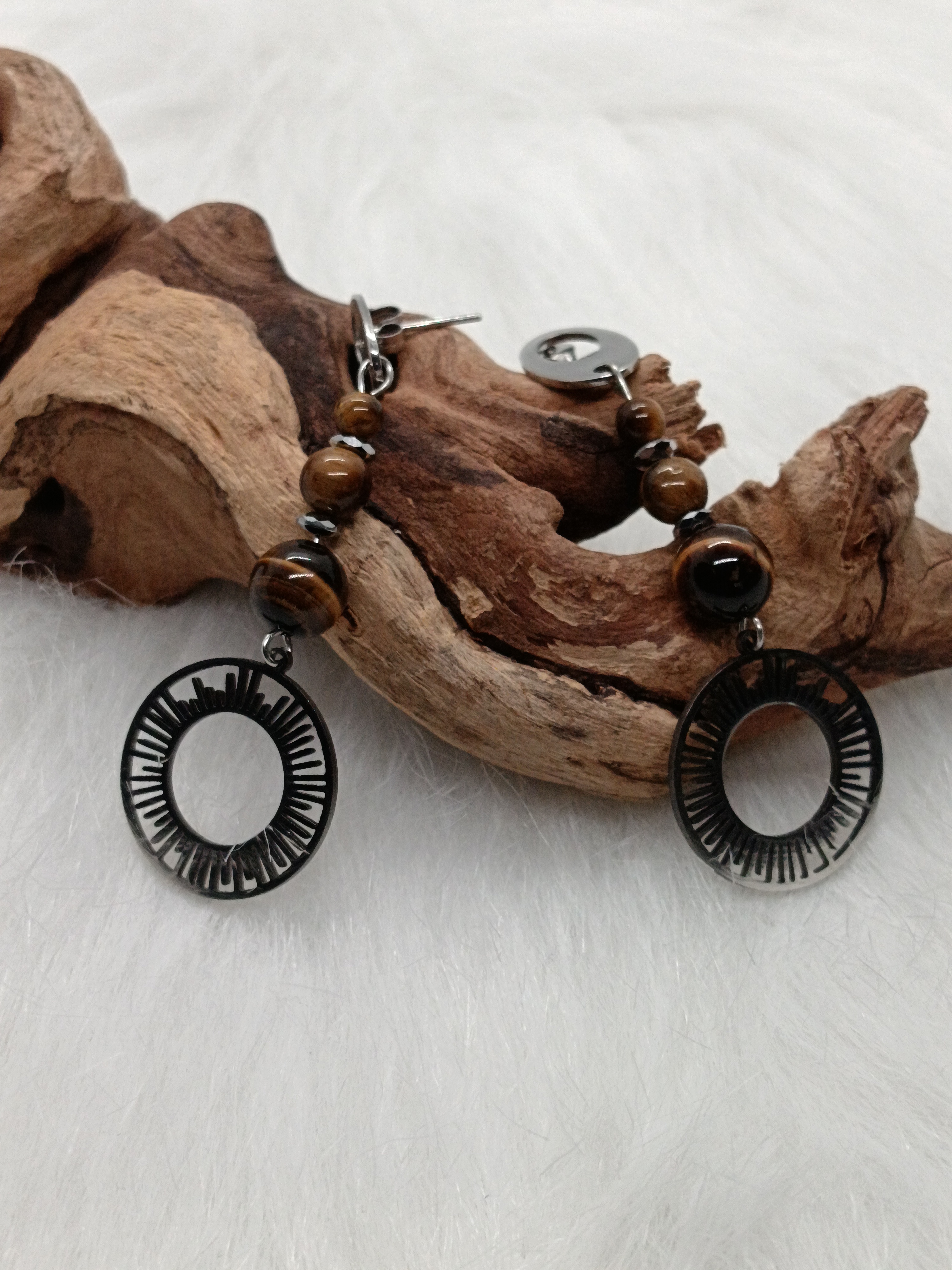 Boucles d'oreilles "soleil" en œil de tigre