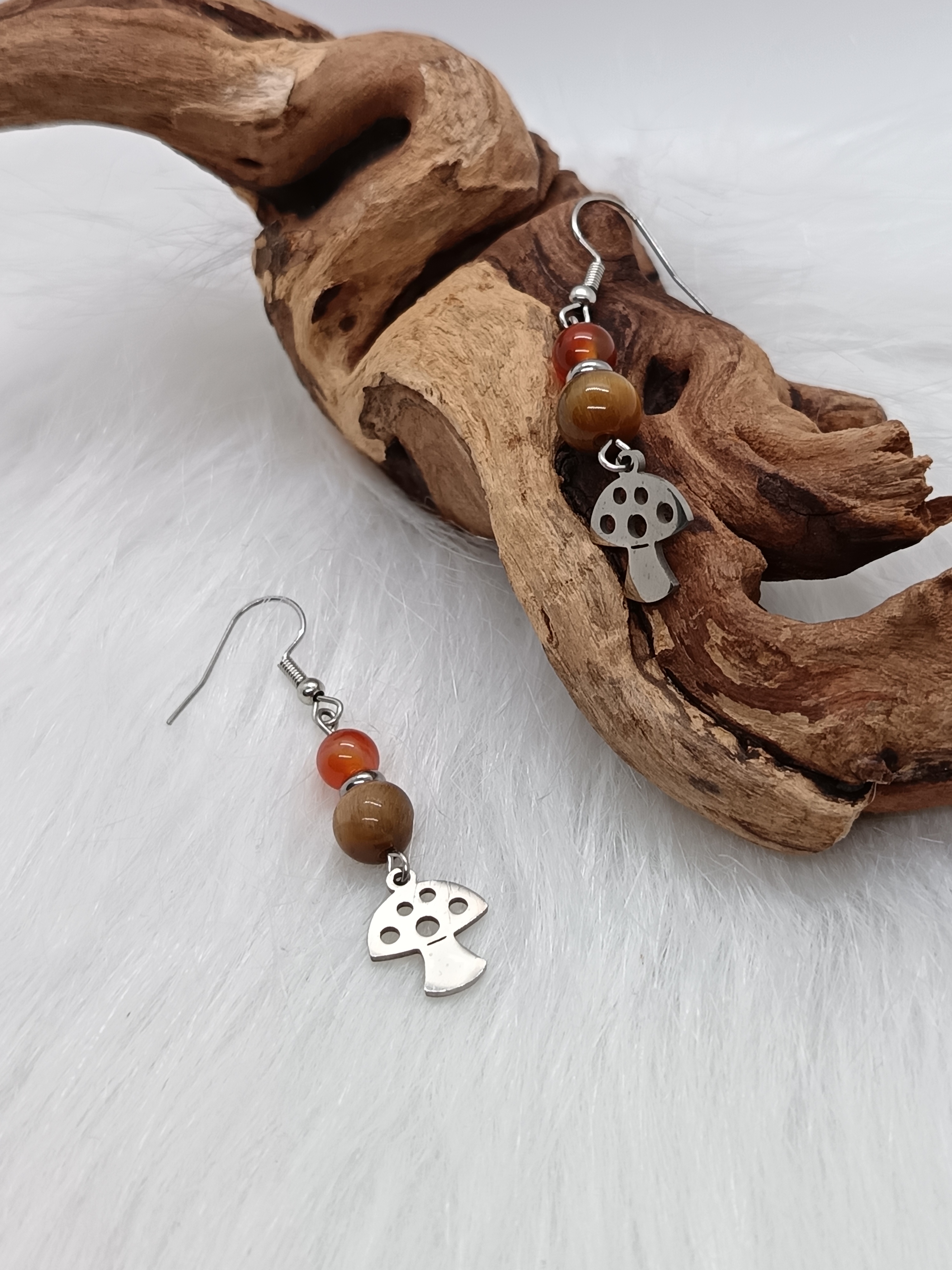 Boucles d'oreilles "champignon" en œil de tigre et cornaline