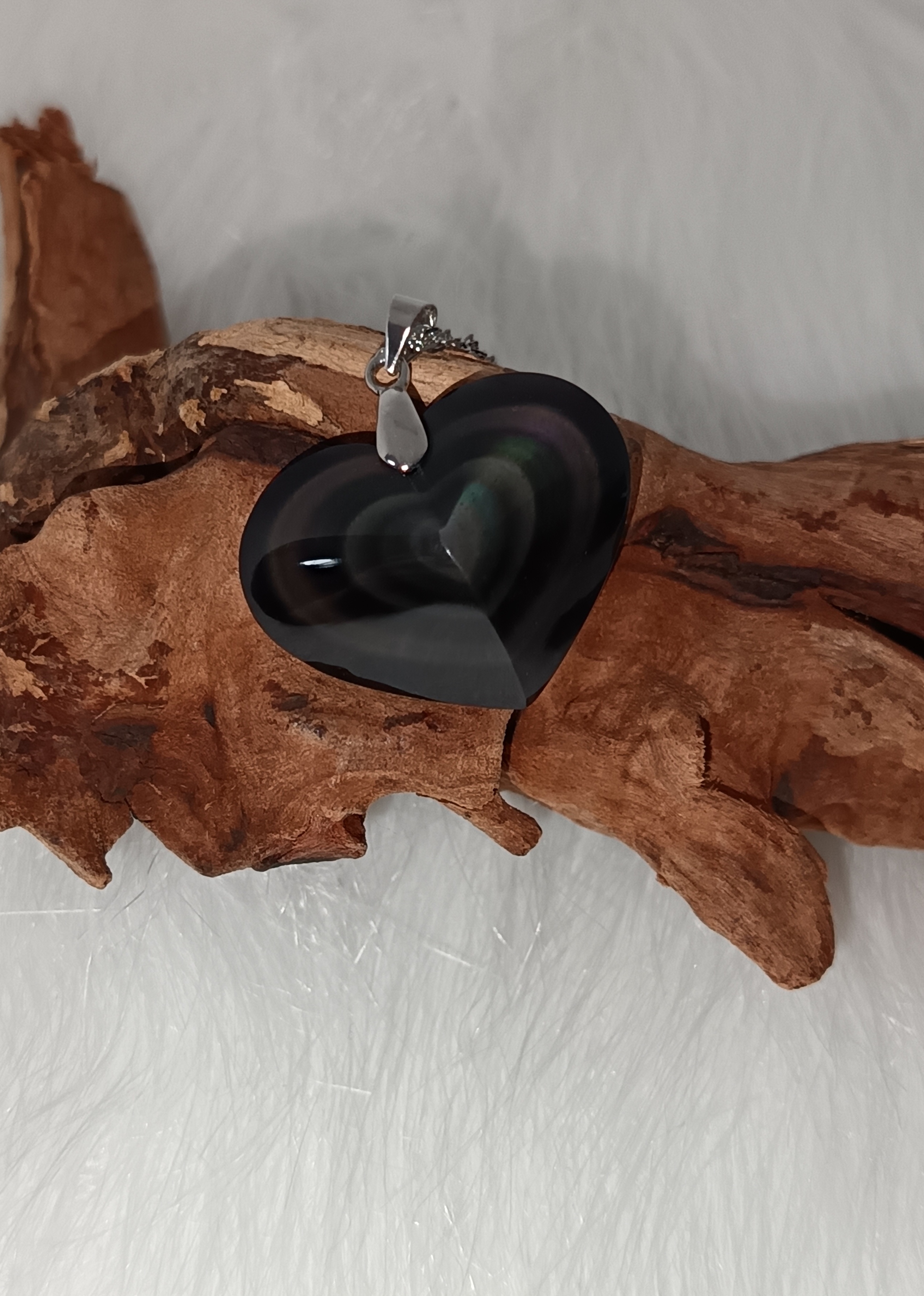 Collier "mon cœur" en obsidienne œil céleste 