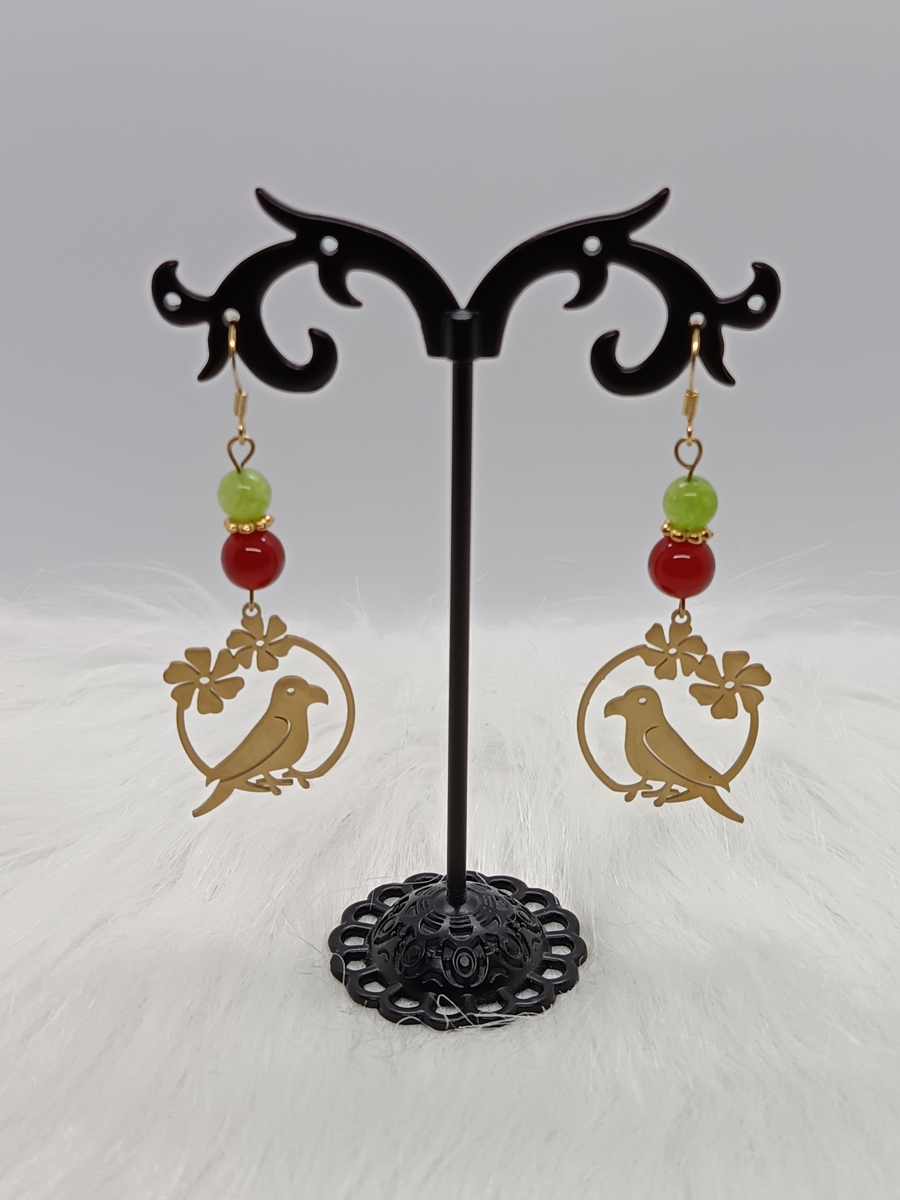 Boucles d'oreilles "perroquet" en cornaline et péridot