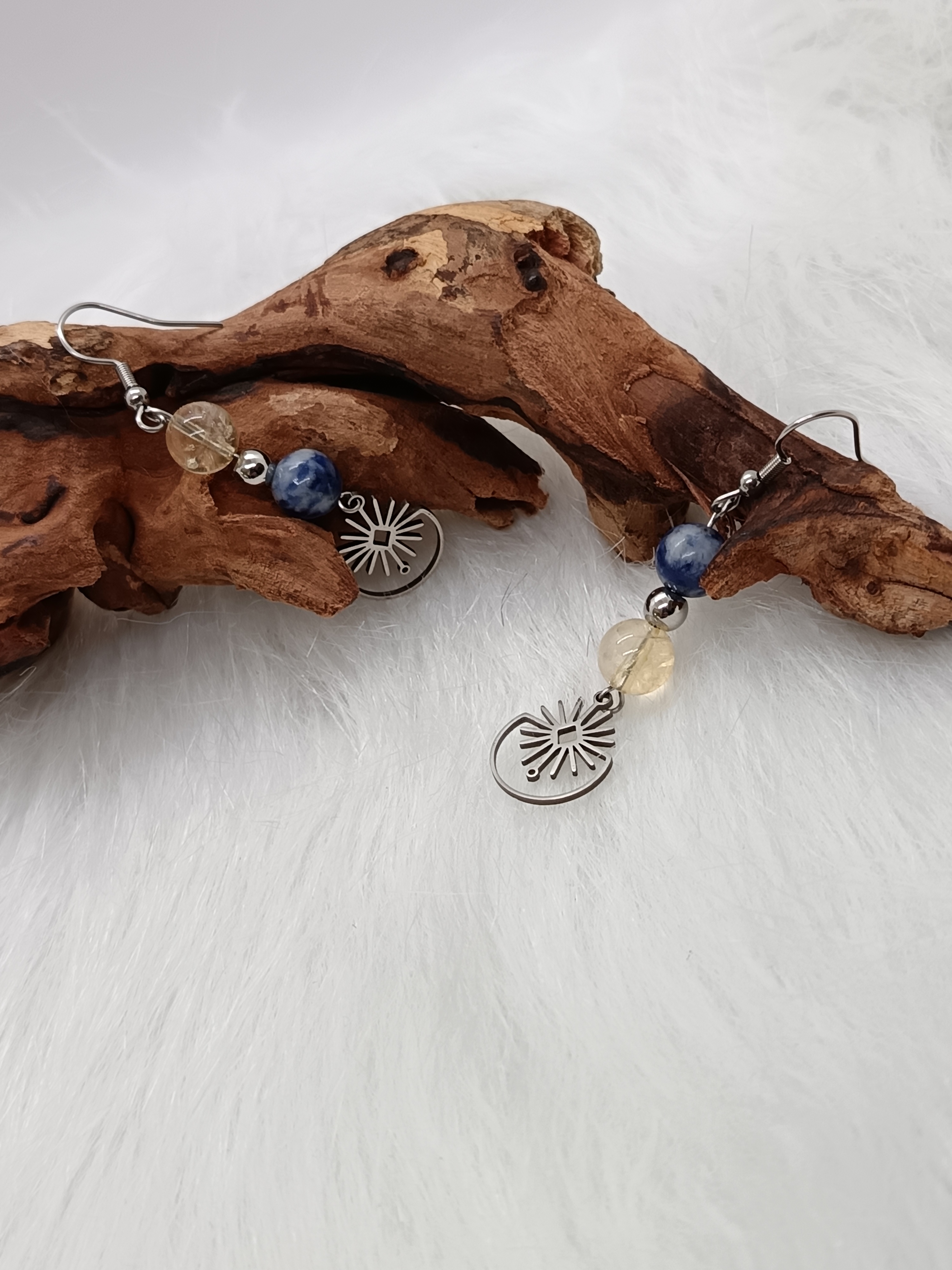 Boucles d'oreilles "soleil" en citrine et sodalite