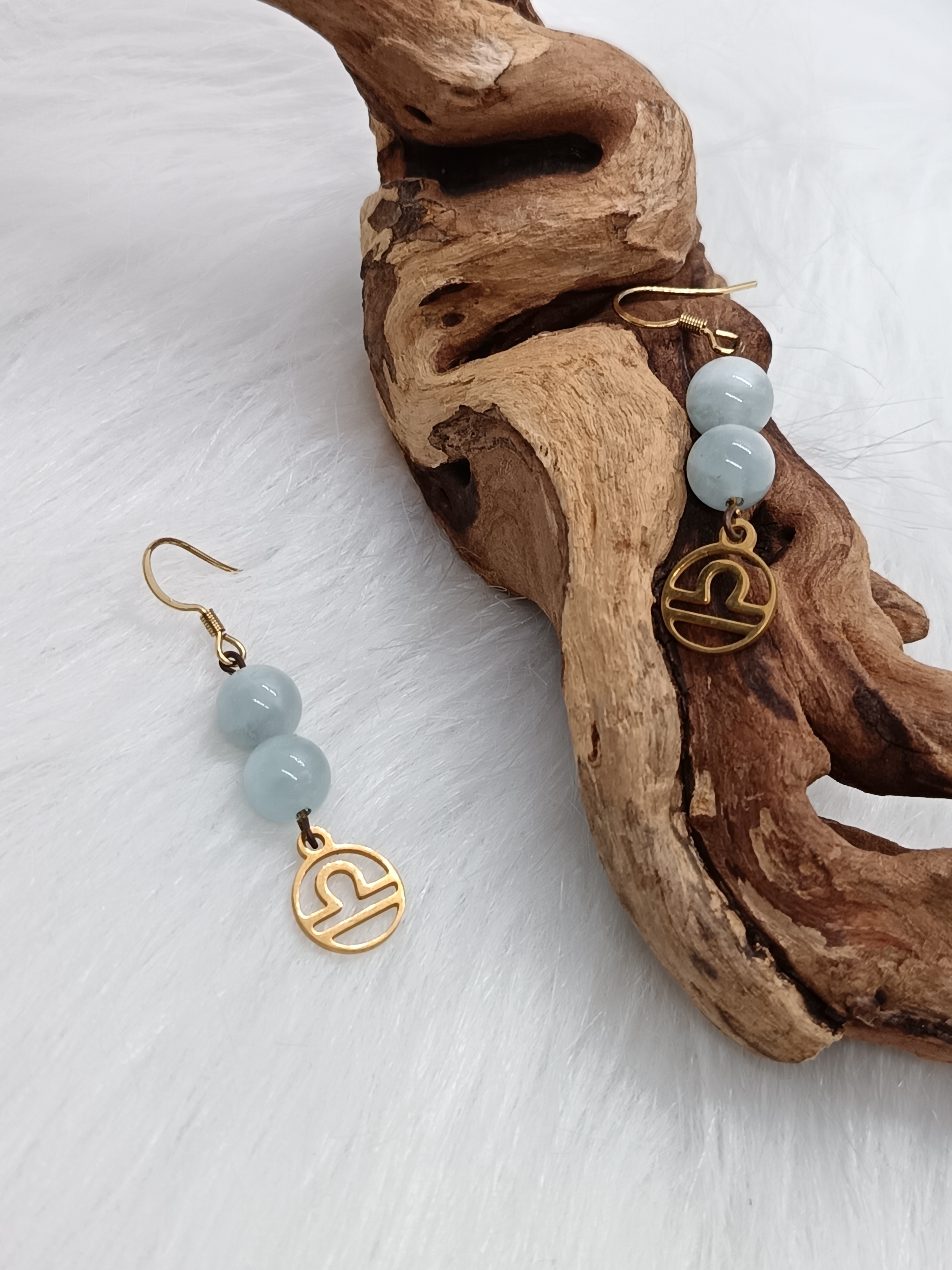 Boucles d'oreilles "balance" en aigue-marine 