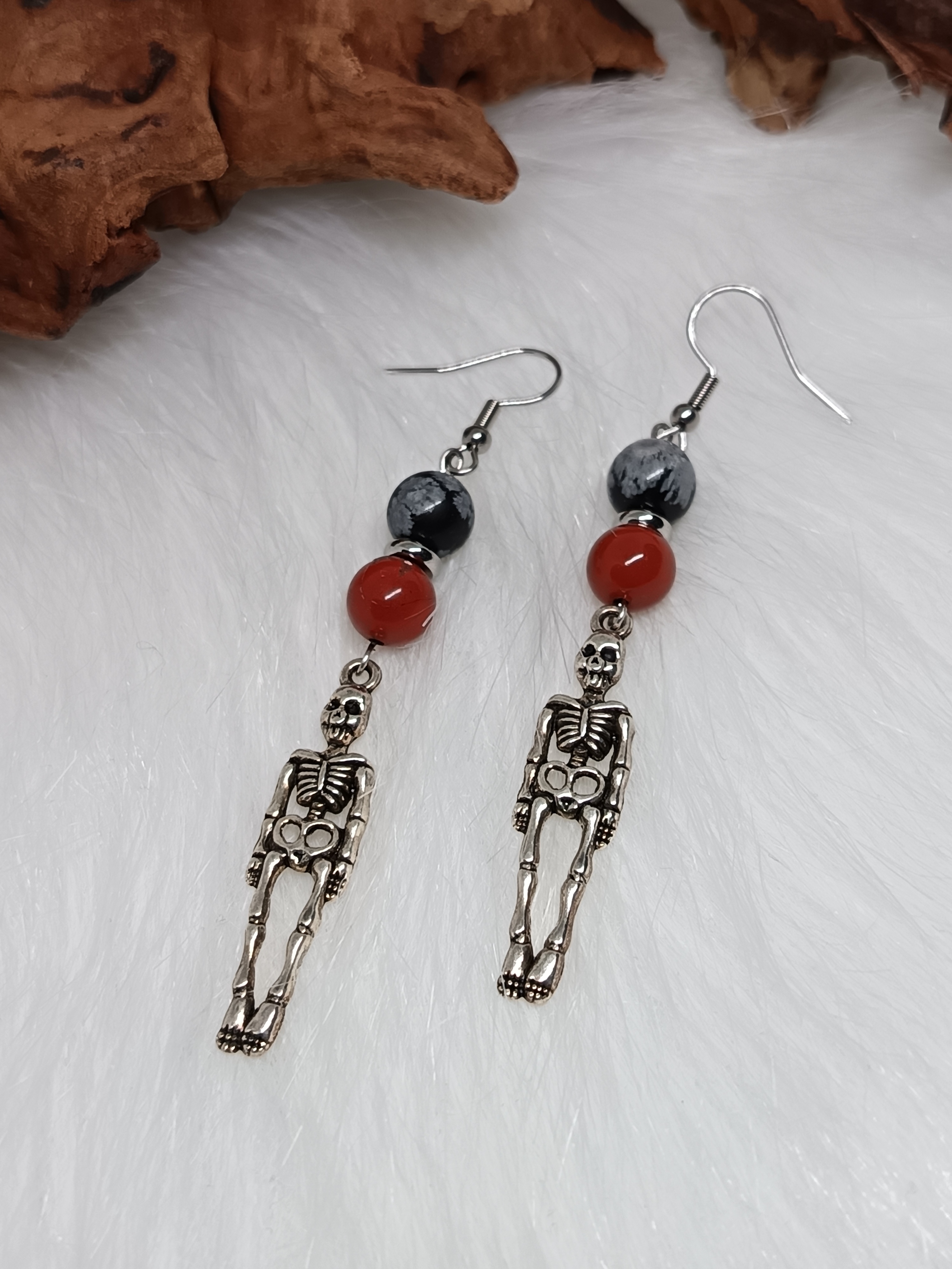 Boucles d'oreilles "squelette" en obsidienne neige et jaspe rouge