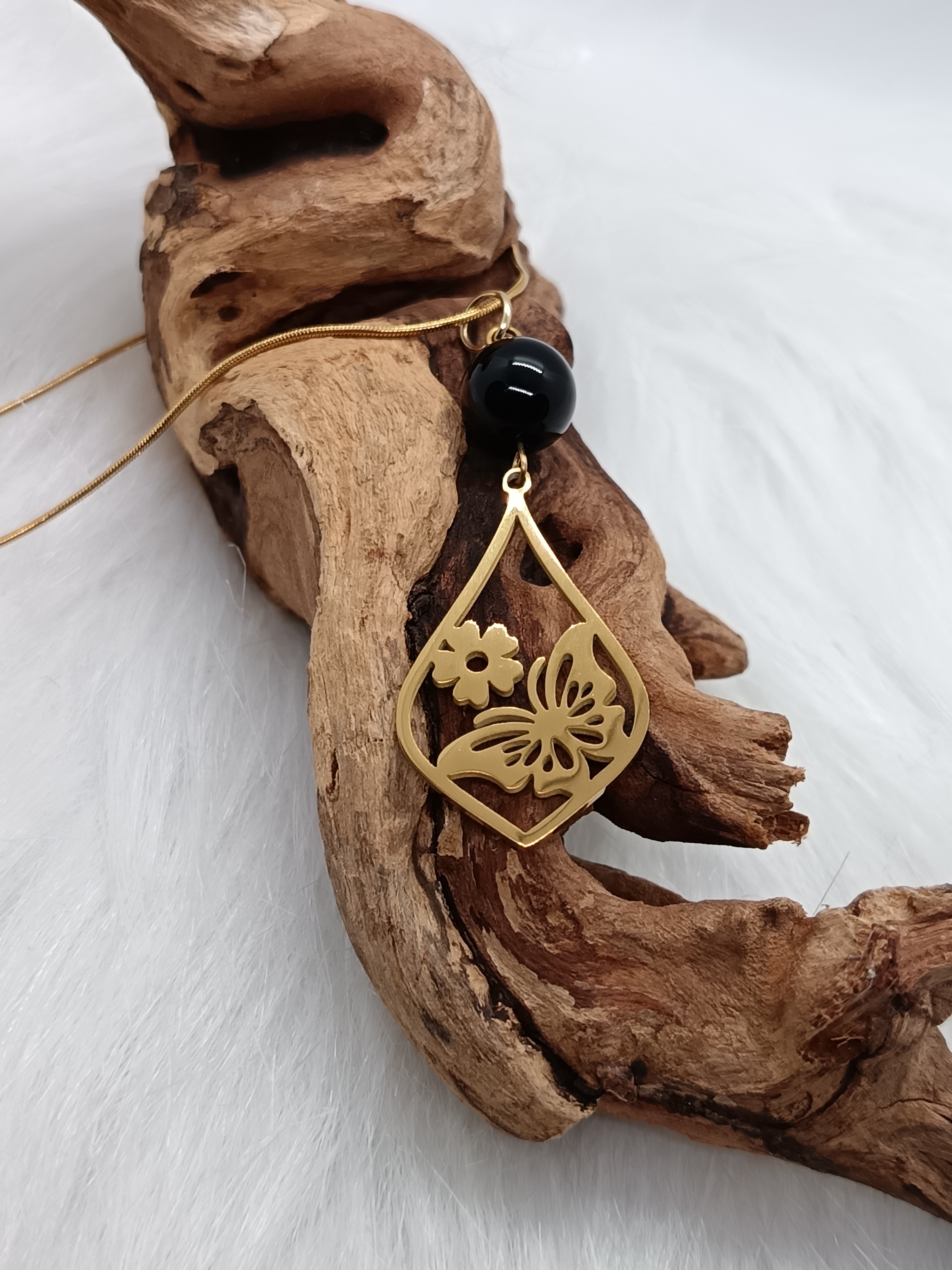 Collier "papillon" en onyx