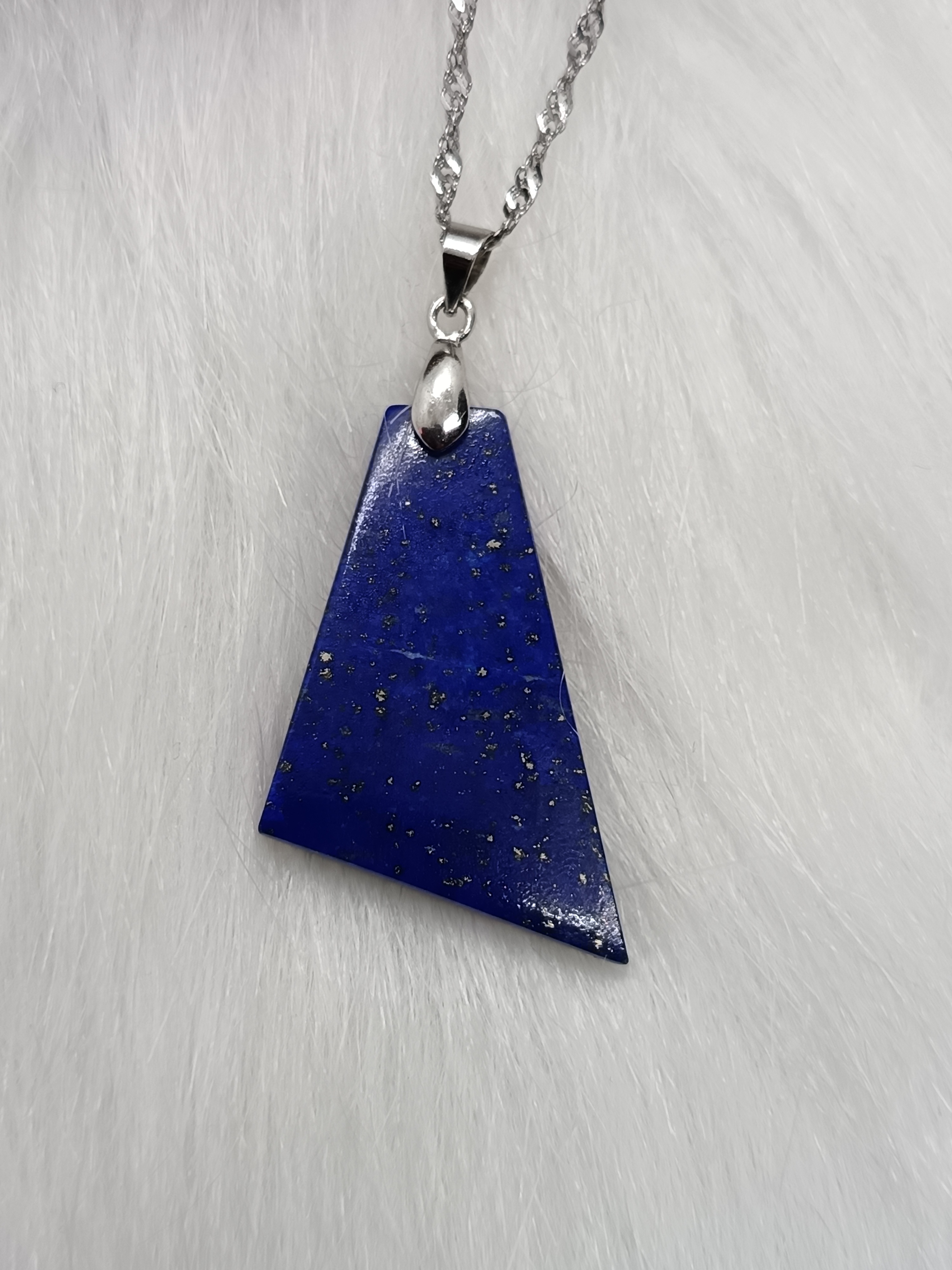 Collier "confiance en soi" en lapis lazuli