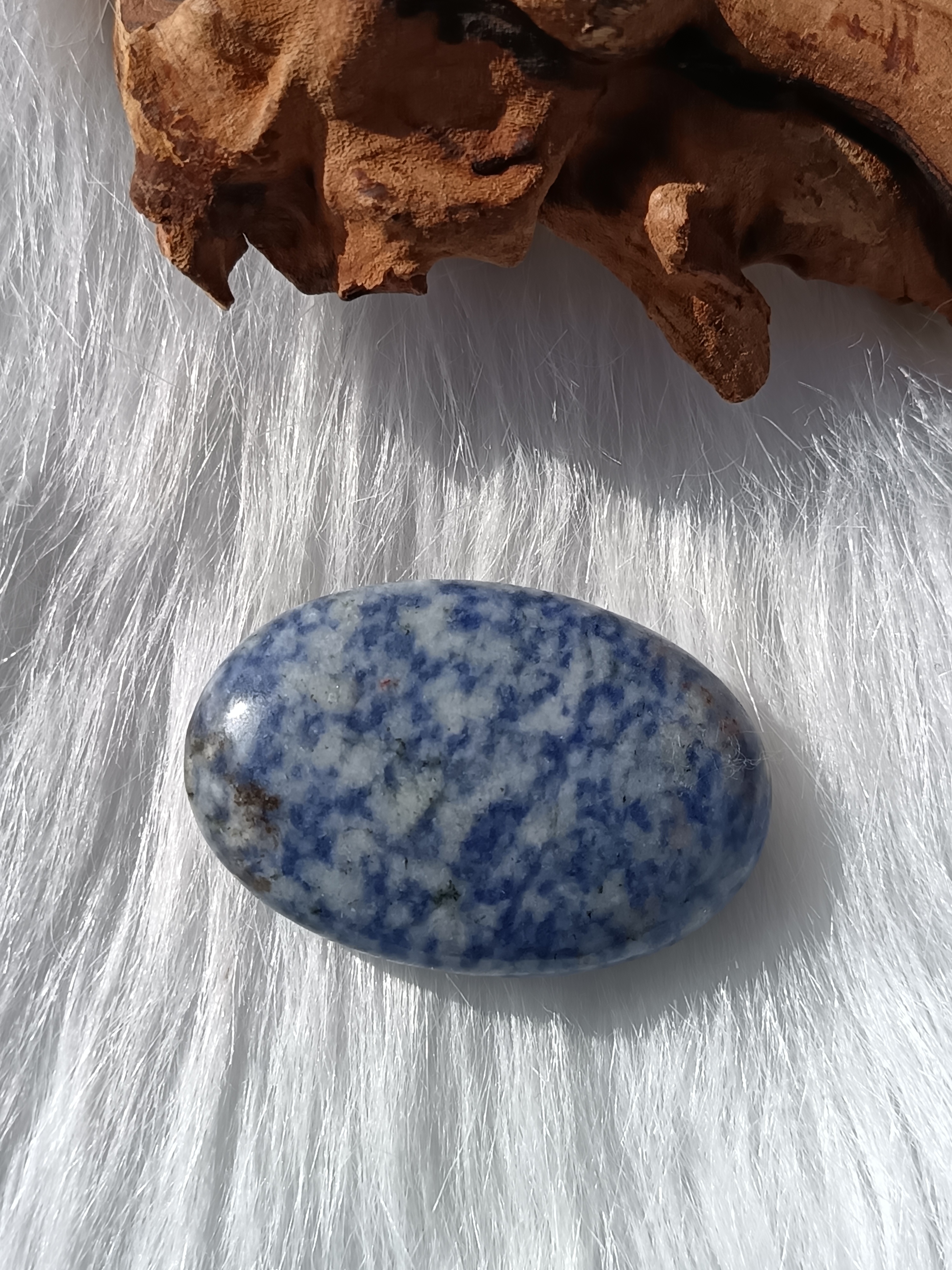 Galet roulé de sodalite XL