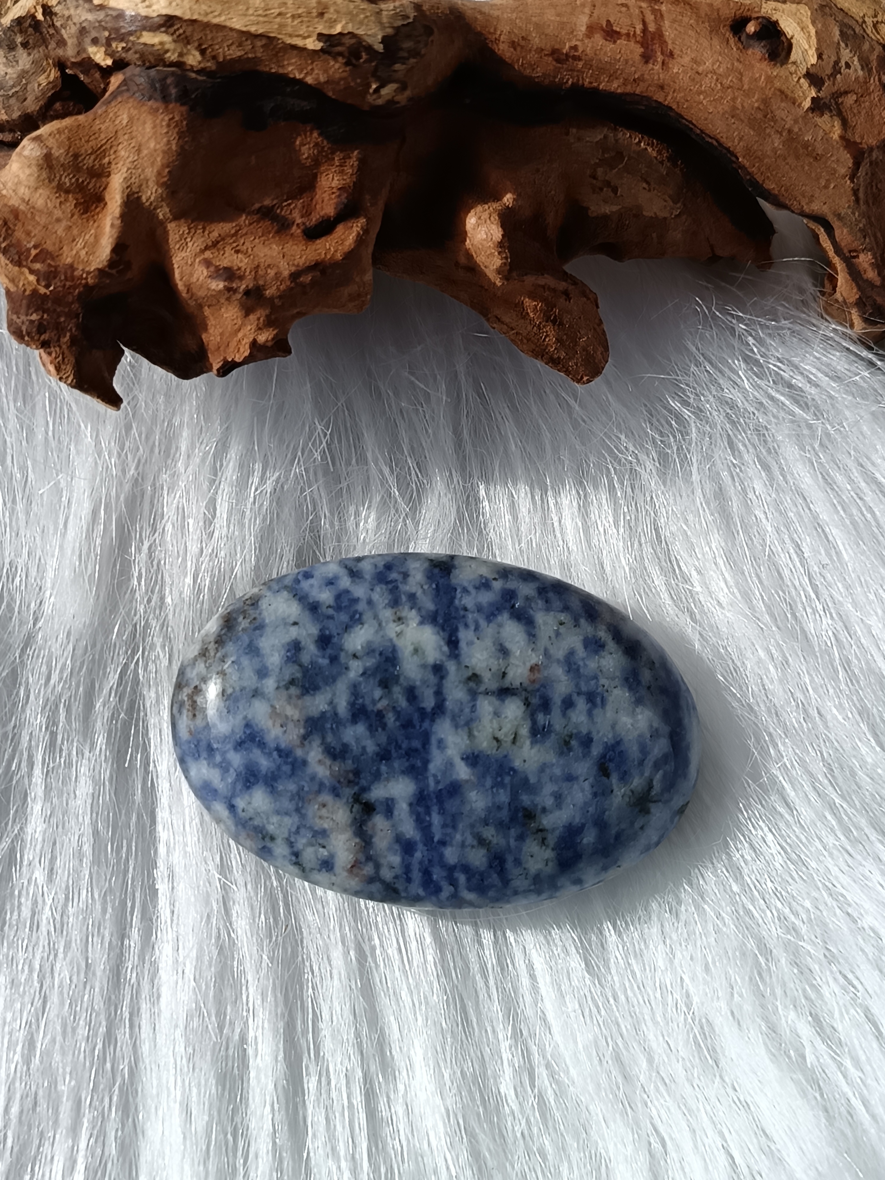 Galet roulé de sodalite XL