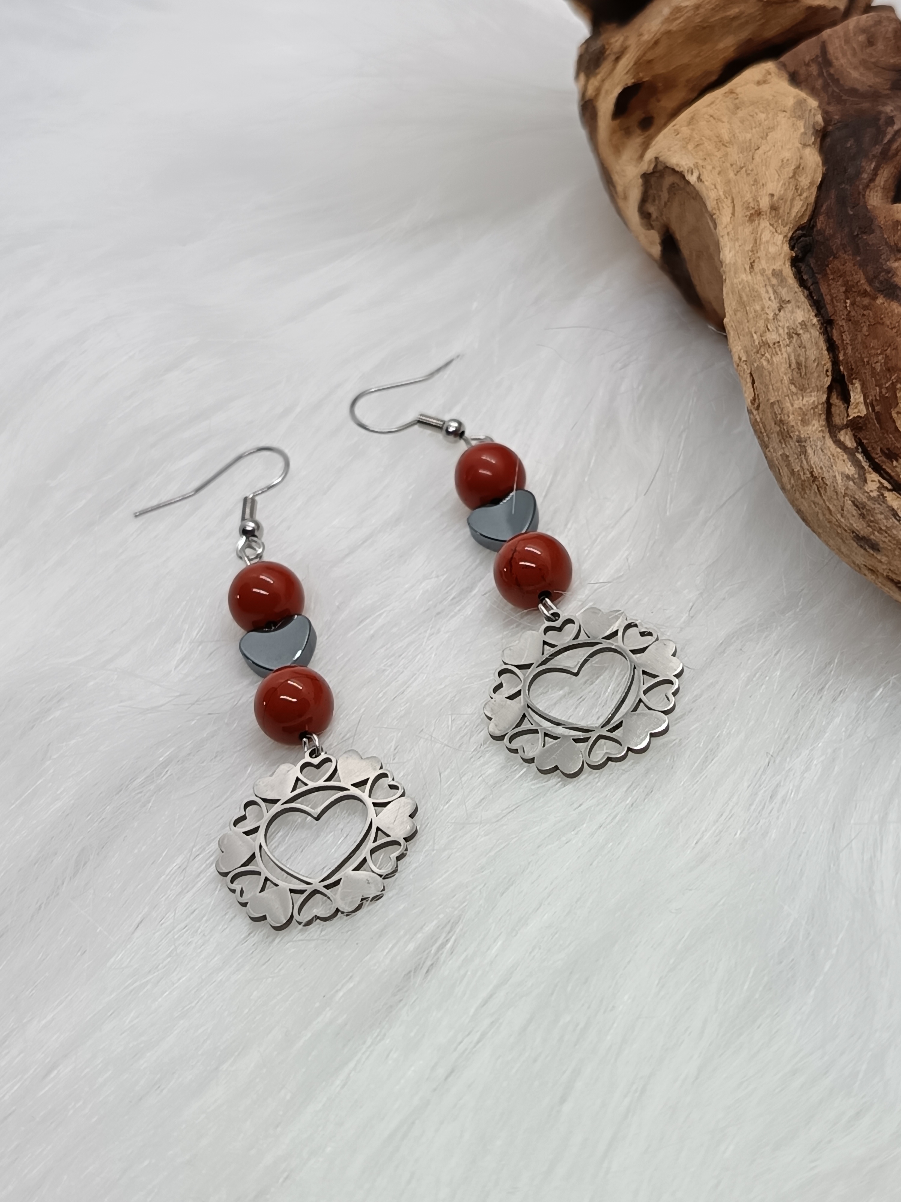 Boucles d'oreilles "énergie" en jaspe rouge et hématite cœur
