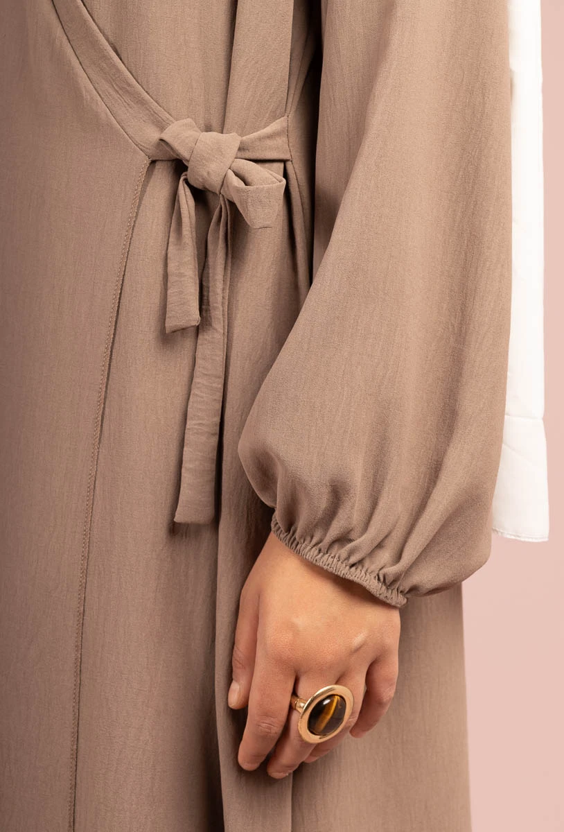 Robe Abaya Croisée en Jazz avec Nœud – Manches Ballon | Mode Pudique Maroc