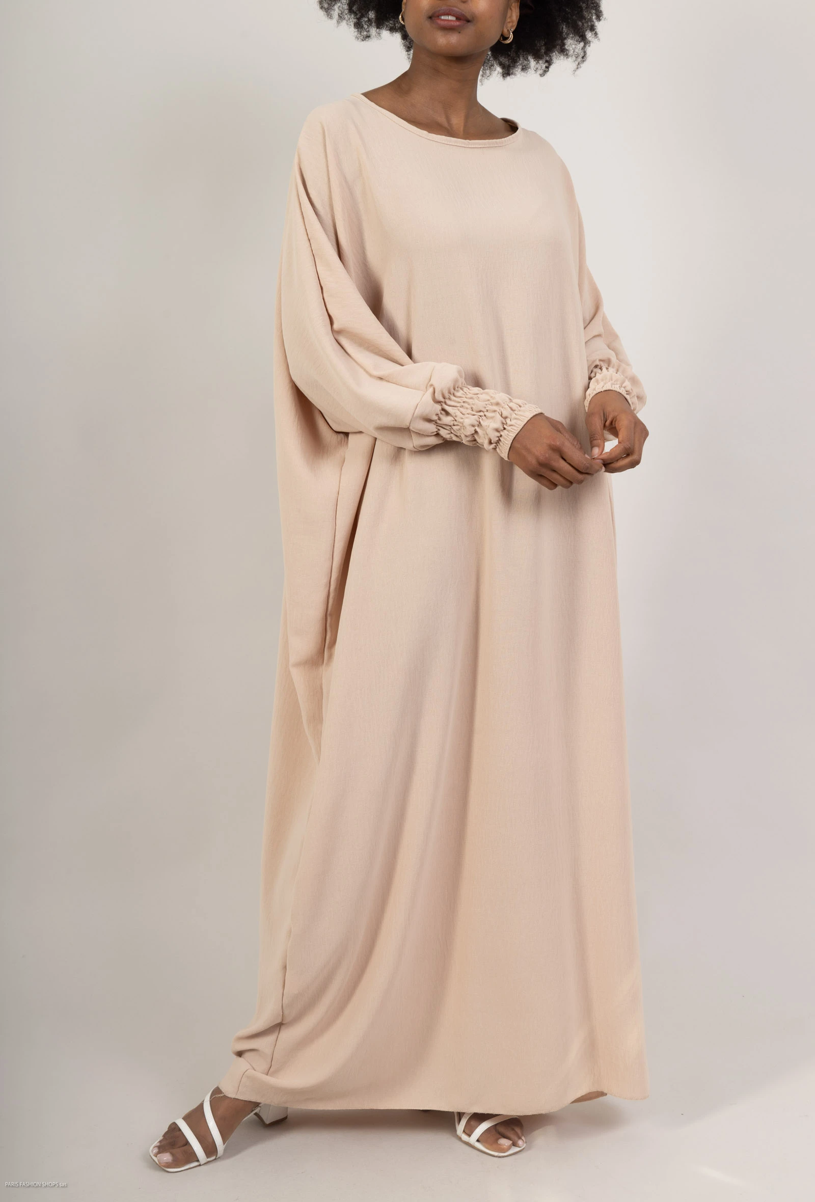 Abaya manches smockées en tissu jazz