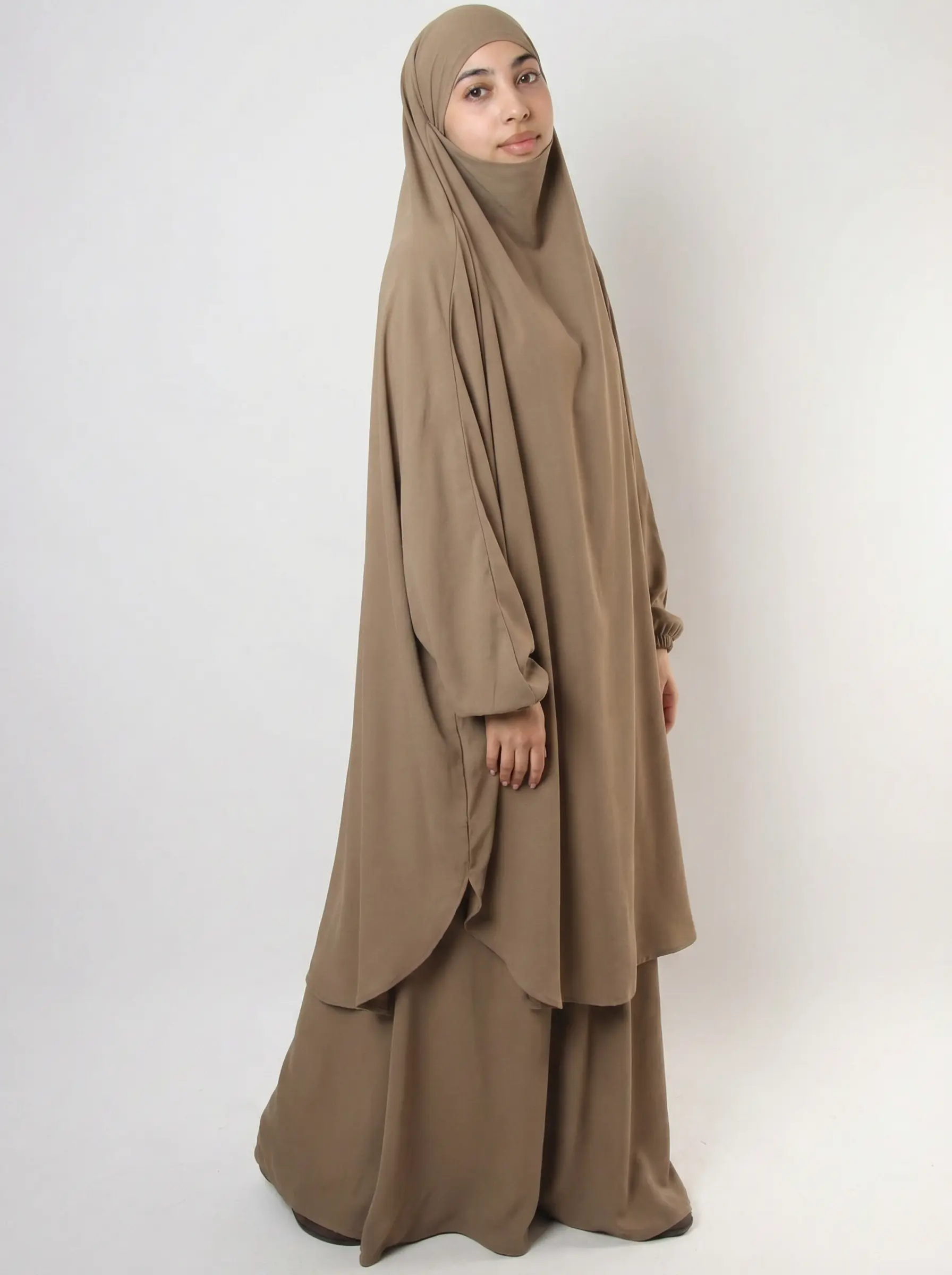 Jilbeb Femme Deux Pièces Jupe — Soie de Médine | Coupe Couvrante & Légère