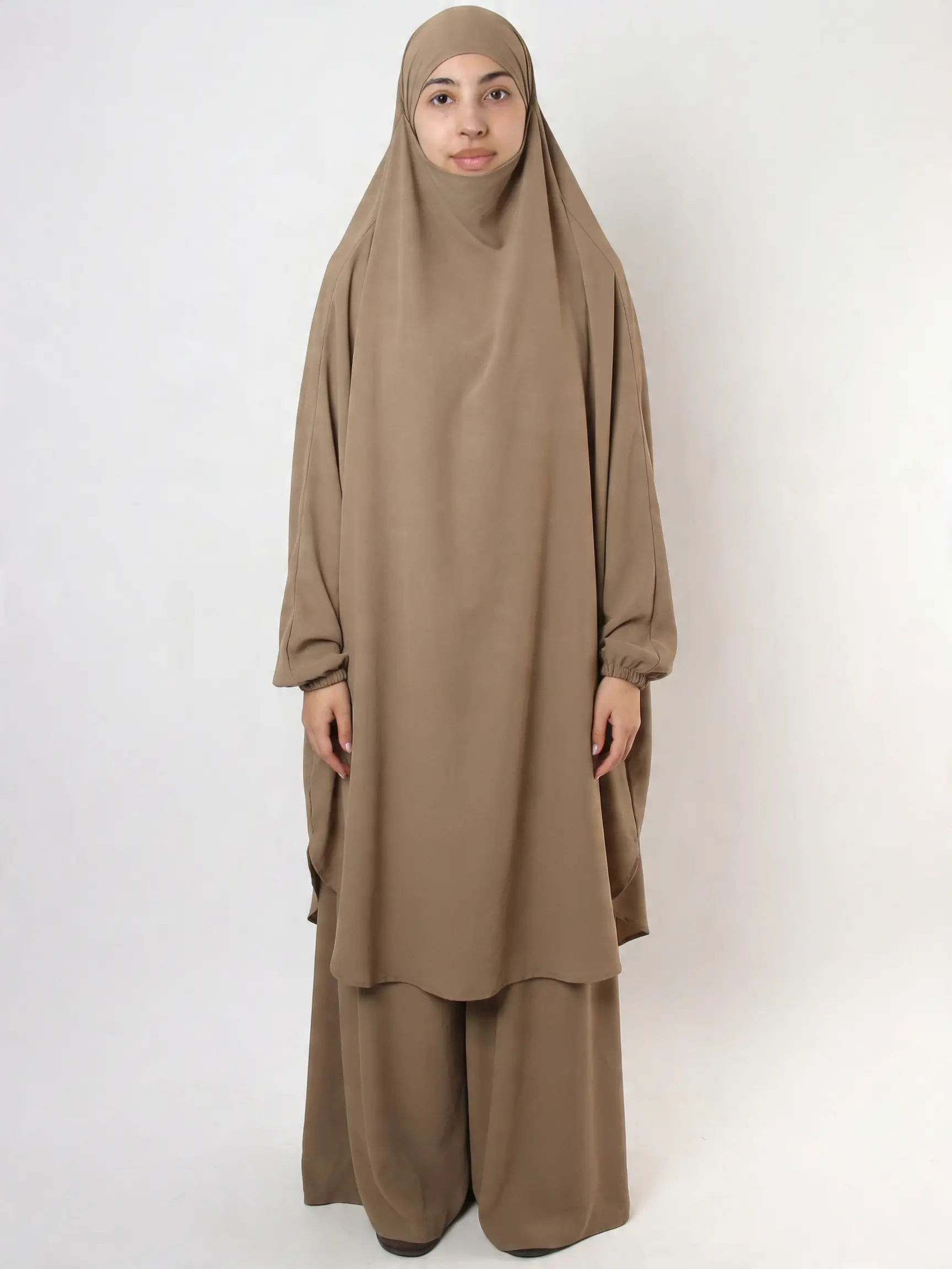 Jilbeb Femme Deux Pièces Jupe — Soie de Médine | Coupe Couvrante & Légère