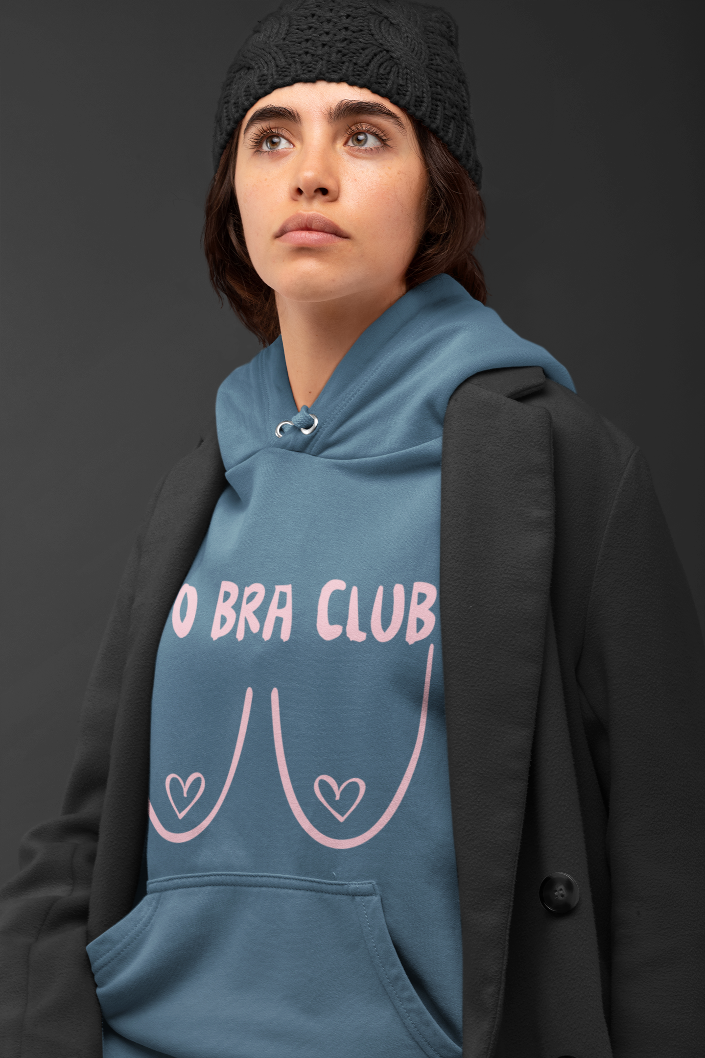 Džemperis "No bra club širdelės" (su gobtuvu)