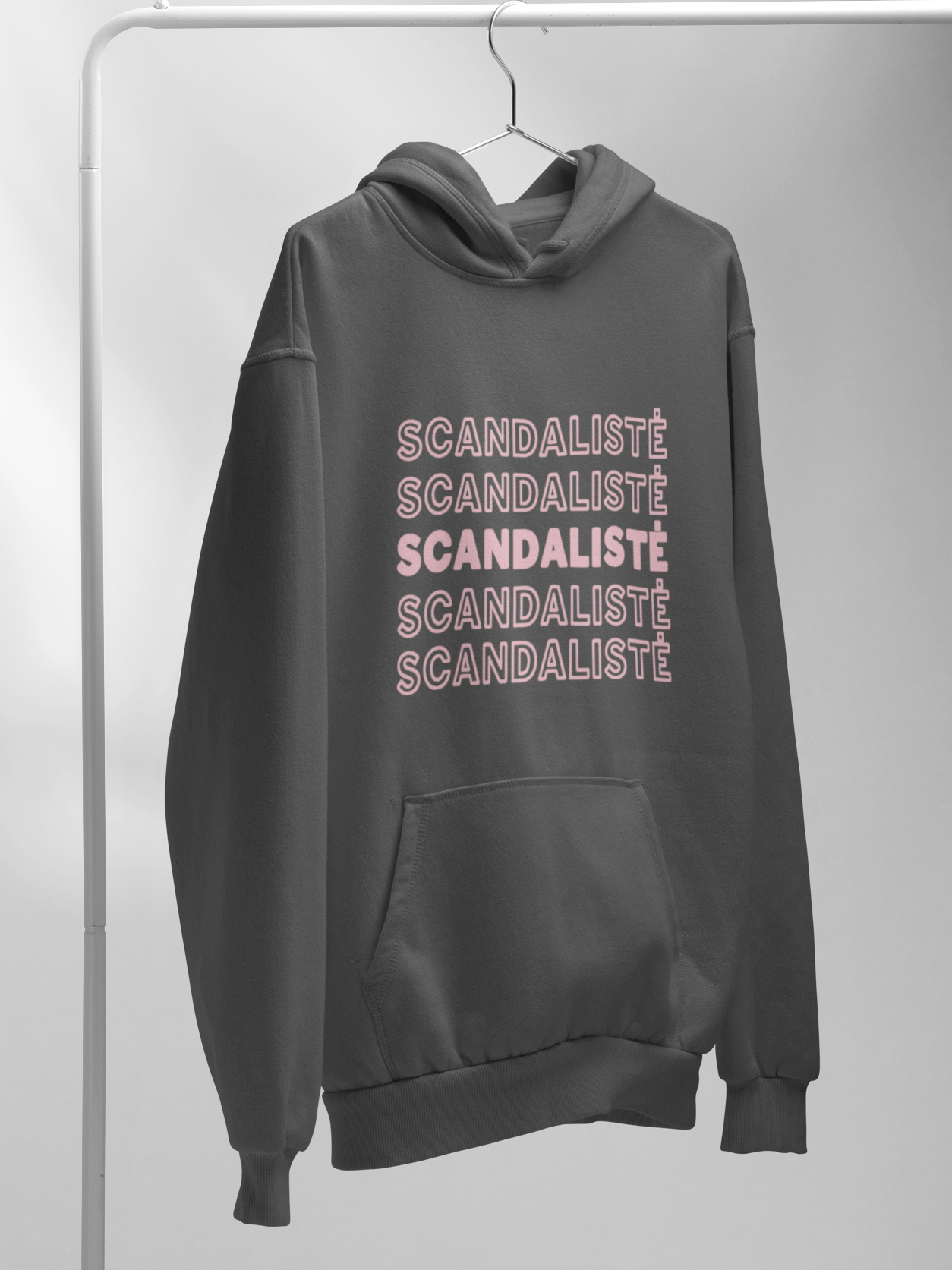 Džemperis "SCANDALISTĖ" (su gobtuvu)