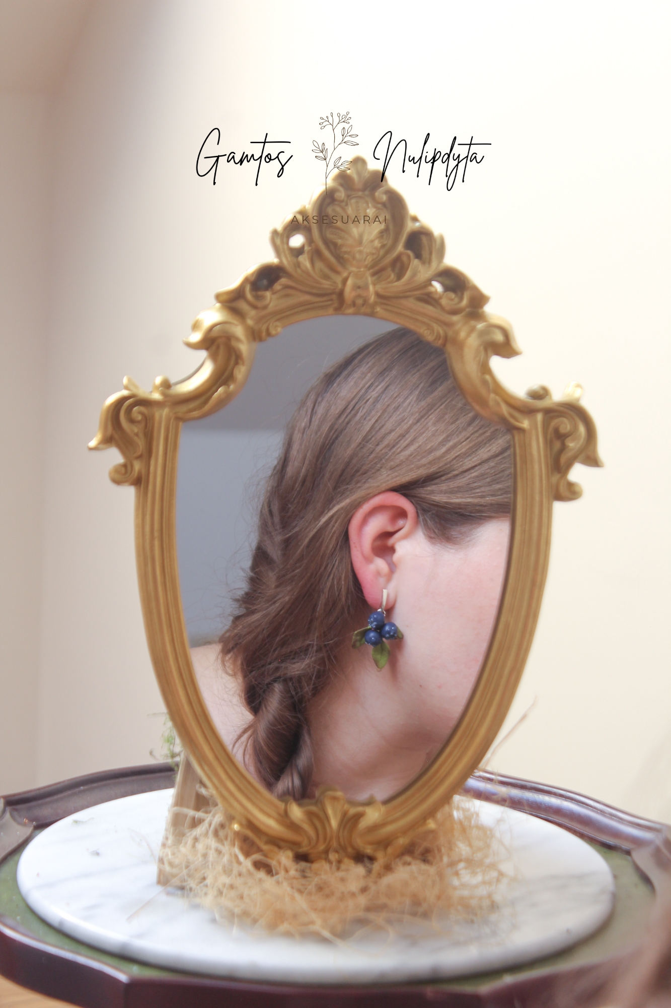 AUSKARAI "MĖLYNIŲ ŠAKELĖS"