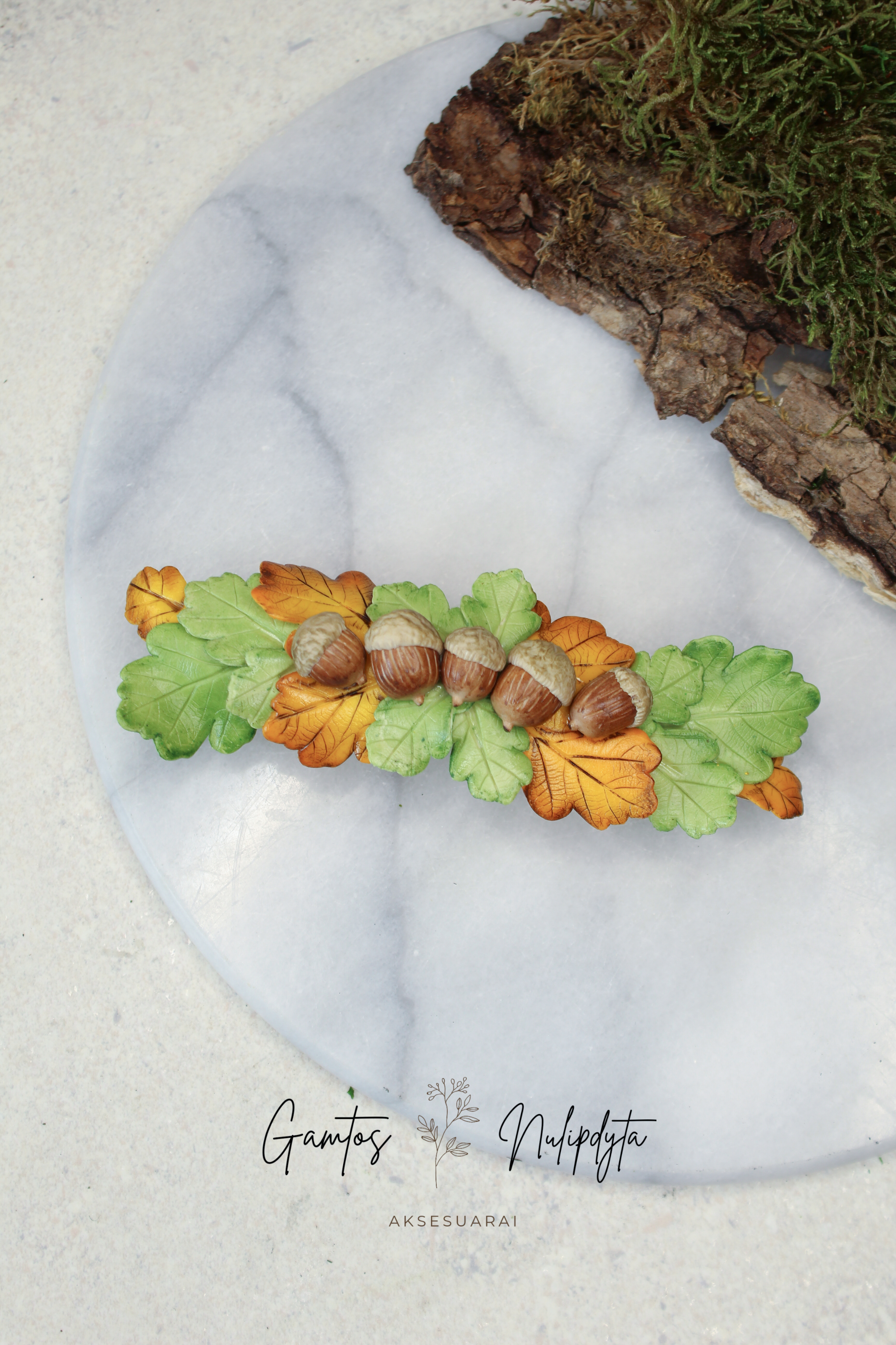 PLAUKŲ SAGĖ "ĄŽUOLIUKAS"