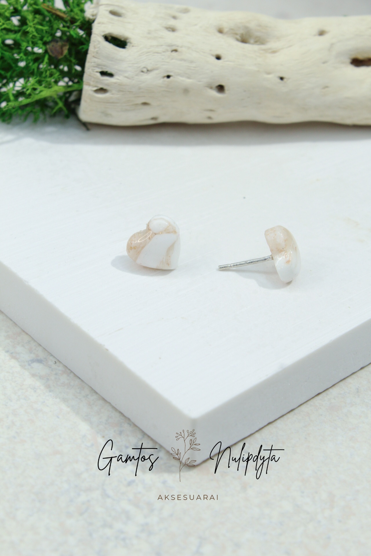 AUSKARAI "ŠIRDELĖS" SID.VIN.