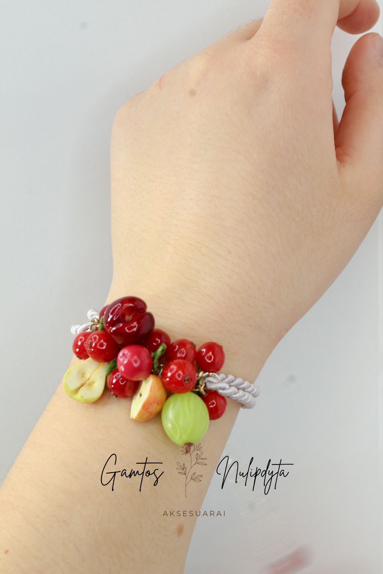 APYRANKĖ "UOGOS+VAISIAI"