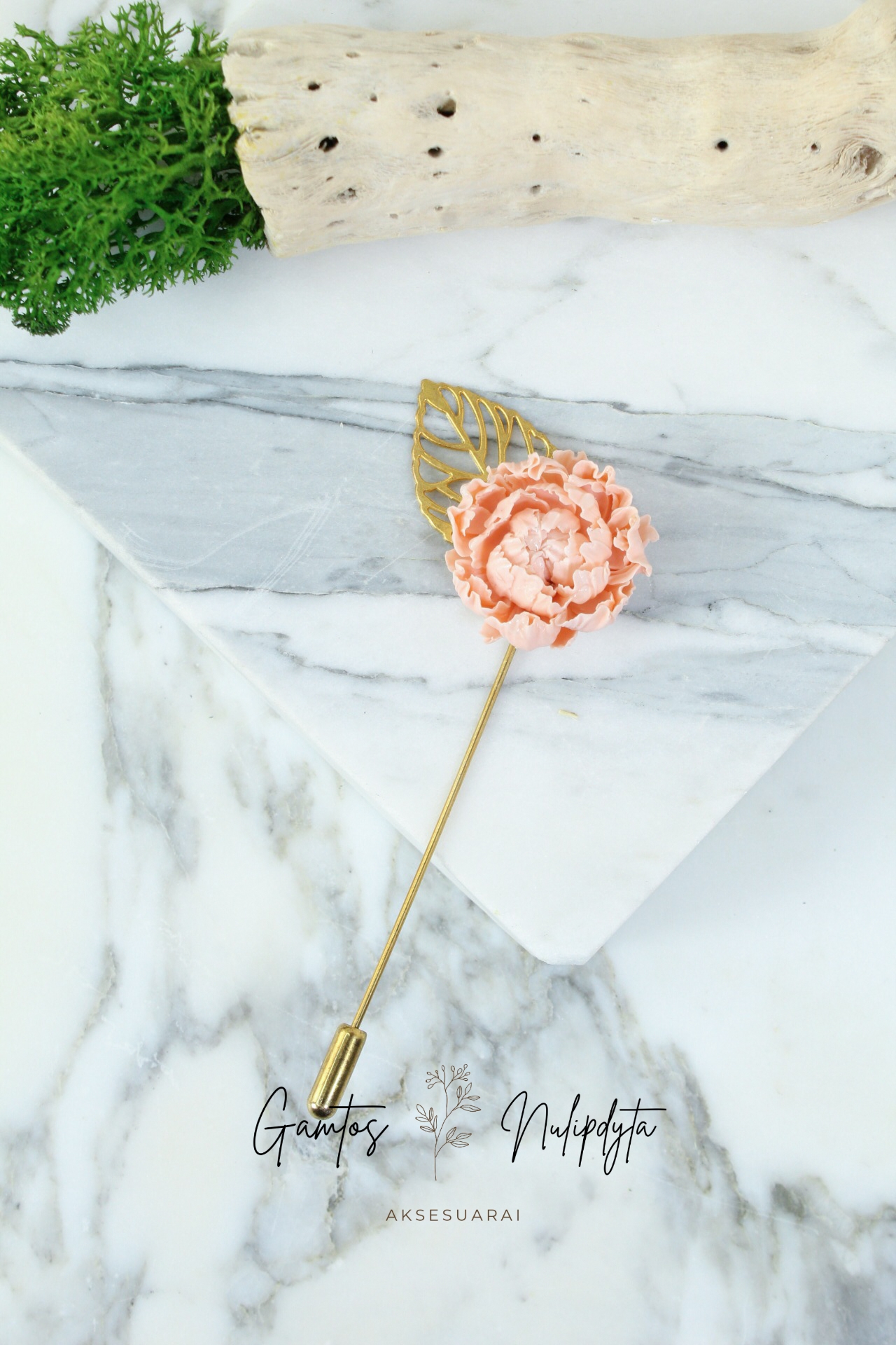 SAGĖ "BIJŪNAS" SU LAPELIU