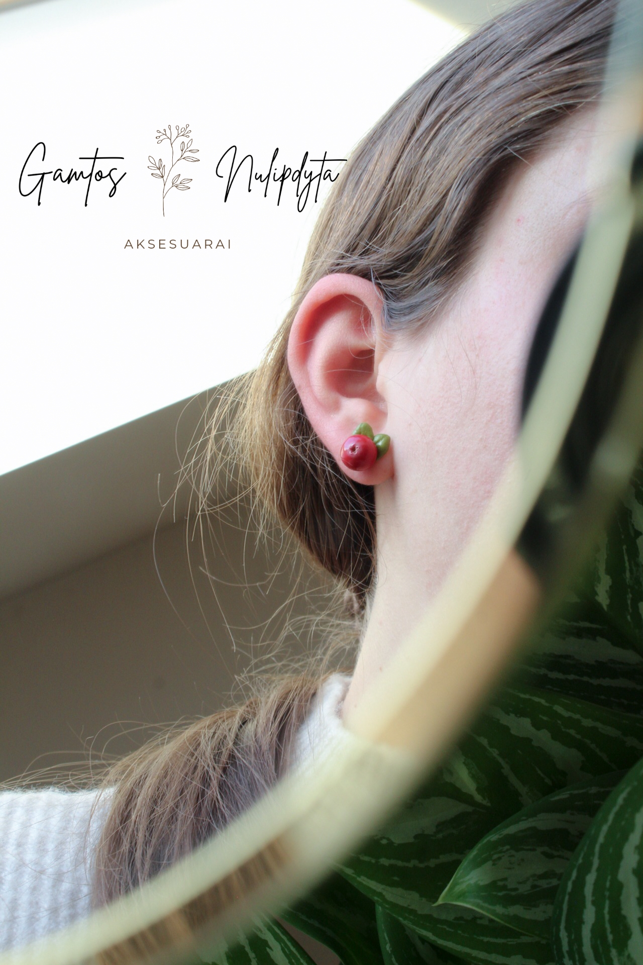 AUSKARAI "SPANGUOLĖS SU LAPELIAIS" SID.VIN.