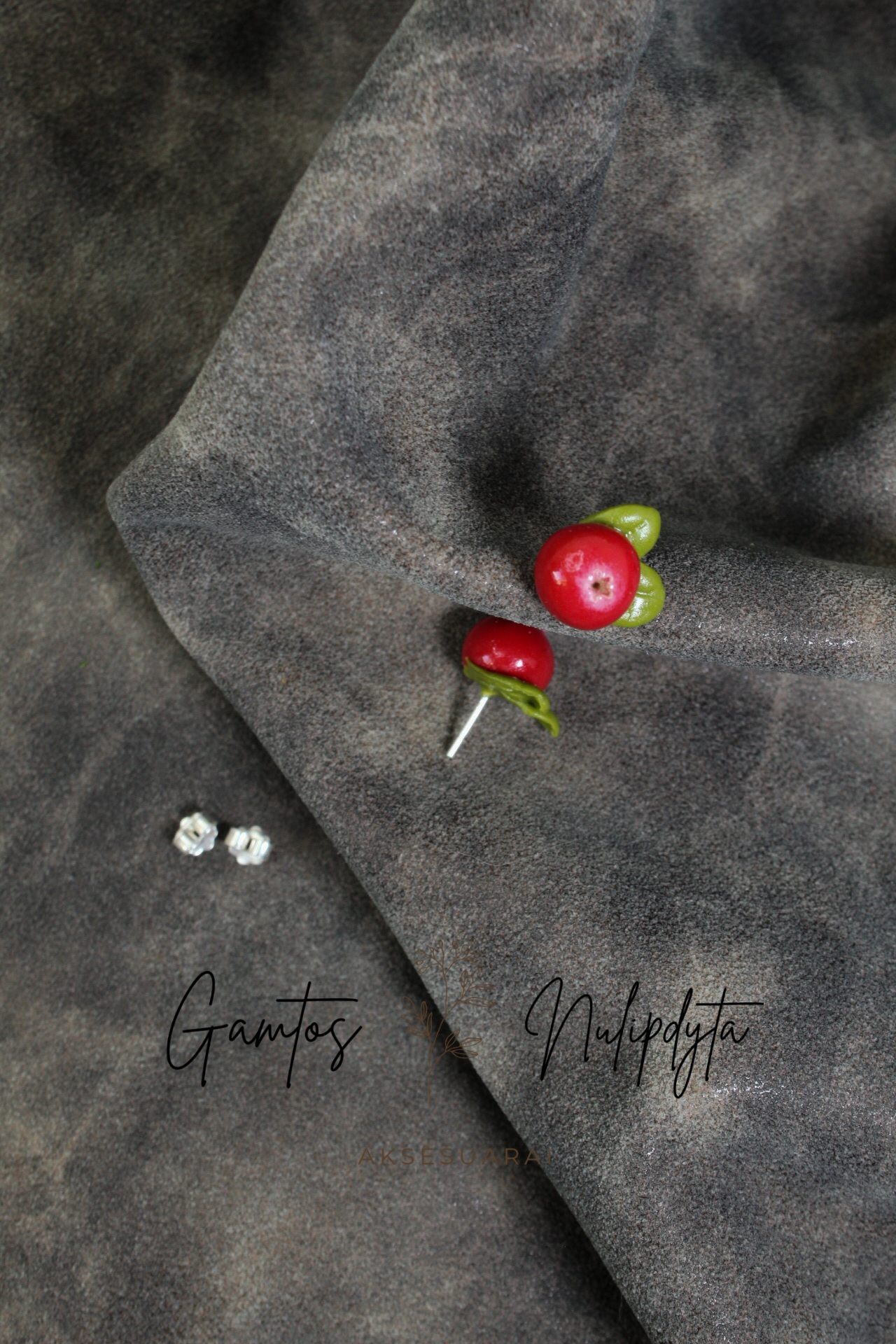 AUSKARAI "SPANGUOLĖS SU LAPELIAIS" SID.VIN.