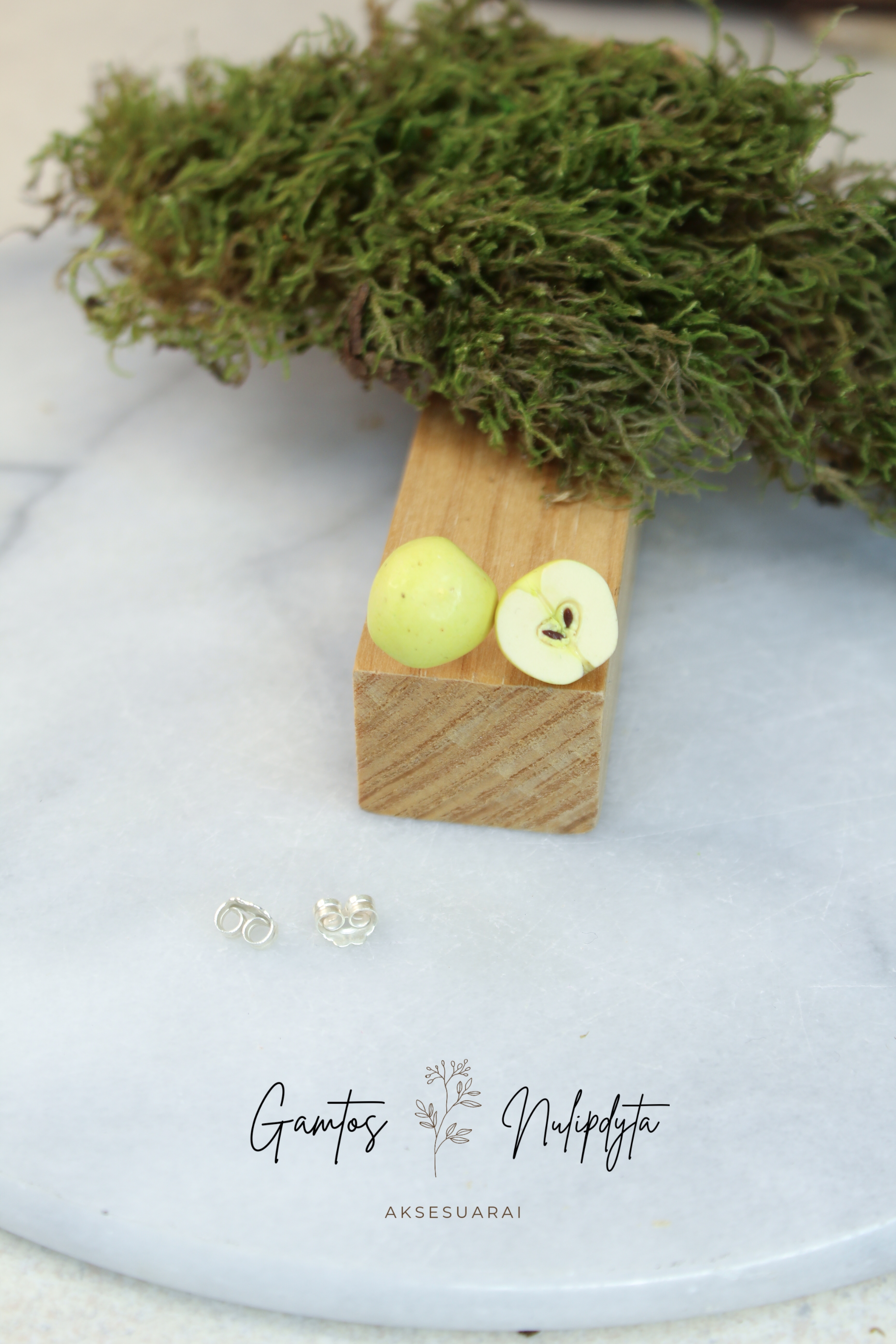 AUSKARAI "OBUOLIUKAI" SID.VIN.