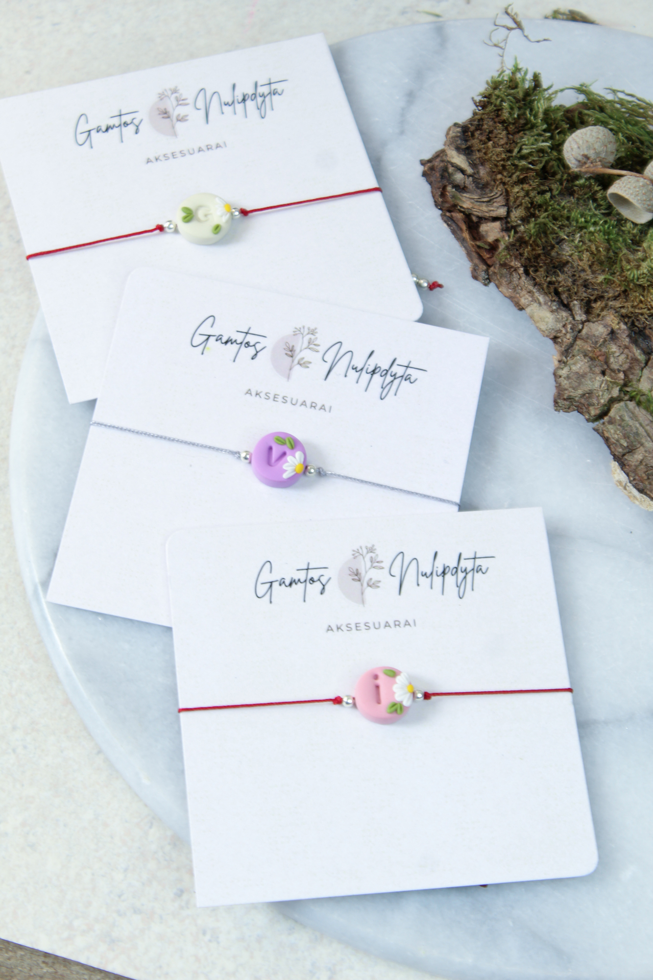 DRAUGYSTĖS APYRANKĖ SU INICIALAIS