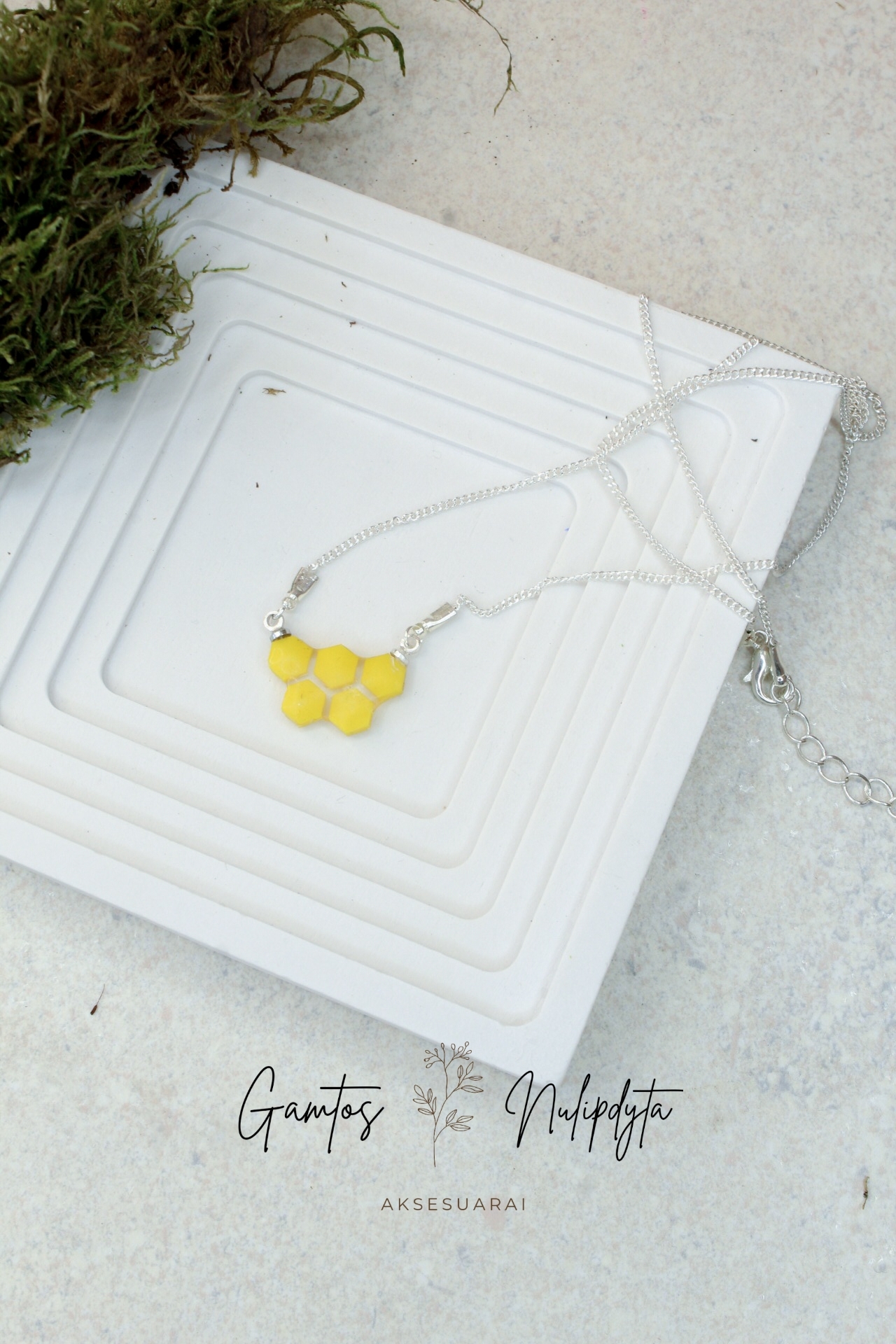 PAKABUKAS "KORIUKAS"