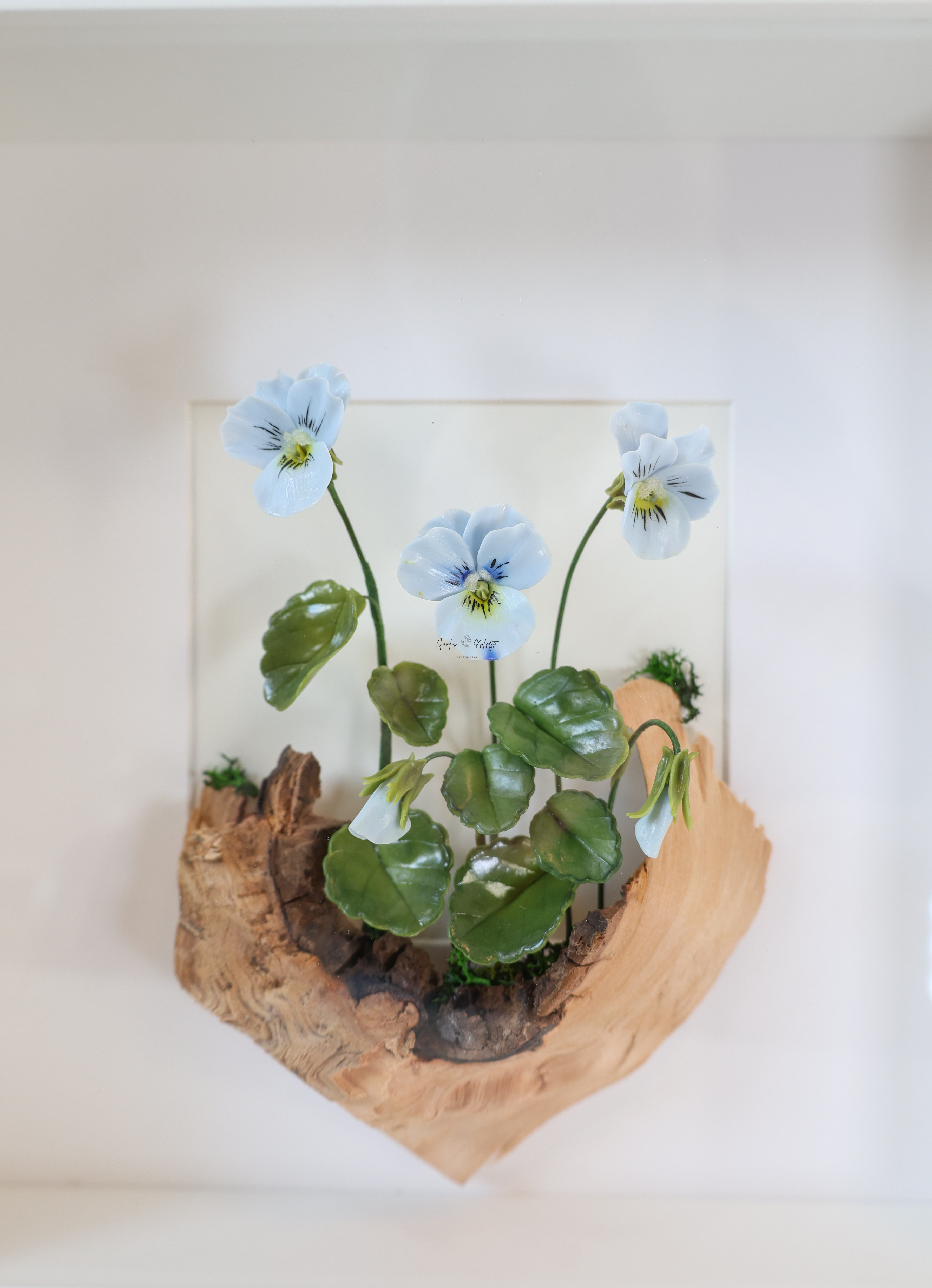 PAVEIKSLAS "NAŠLAITĖS"