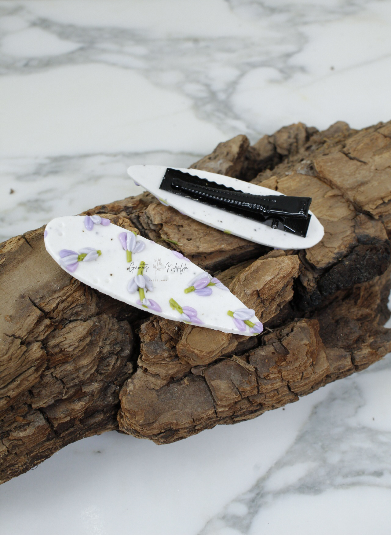 PLAUKŲ SEGTUKAS "LEVANDOS"