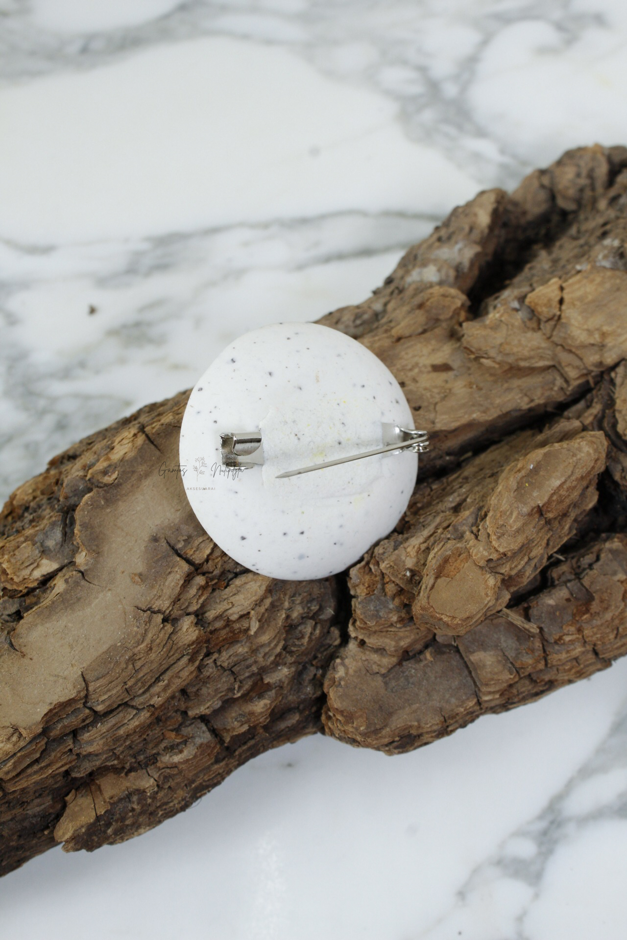 SAGĖ "ŠALTIBARŠČIAI" SU ŽIOGELIU