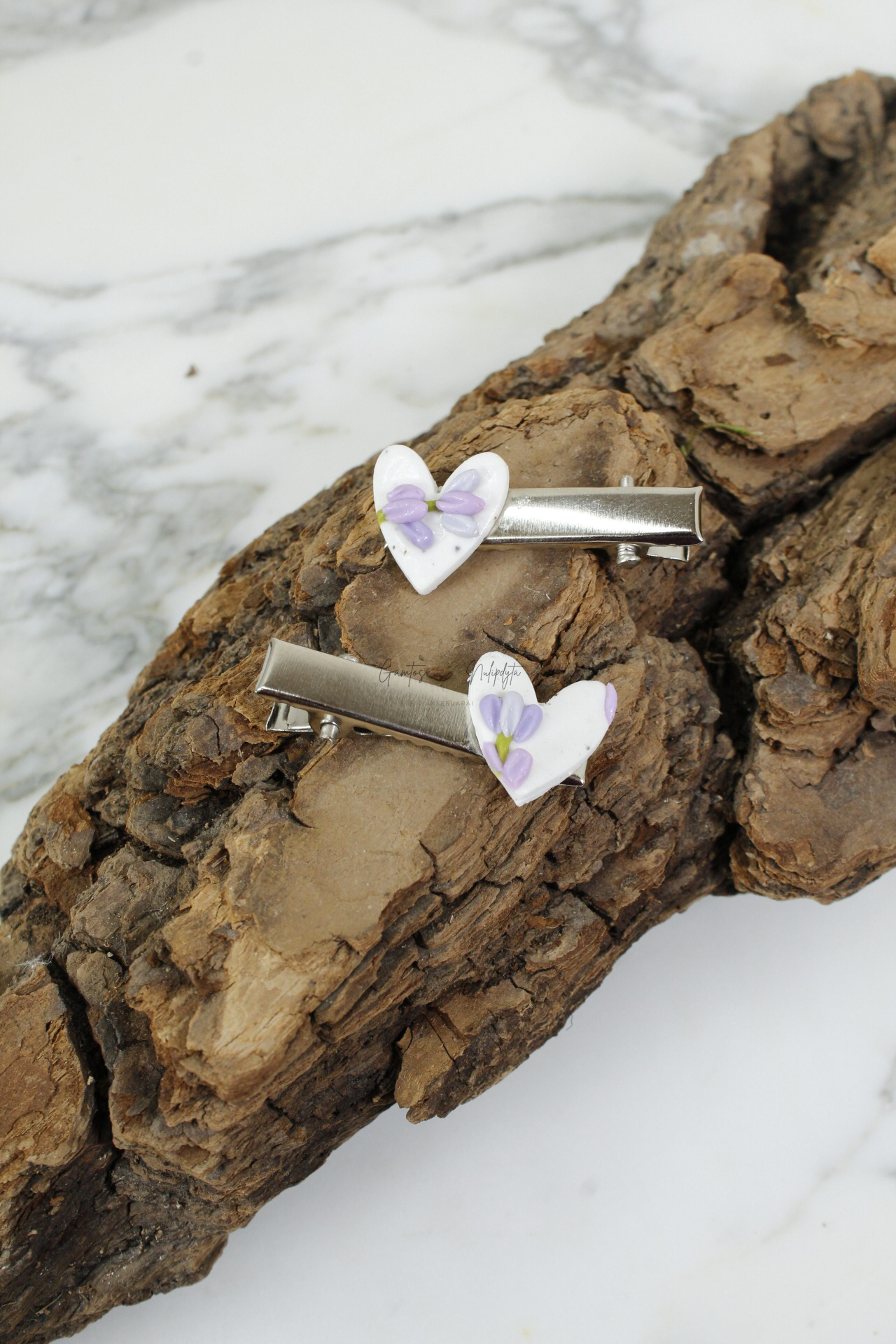 MINI PLAUKŲ SEGTUKAI "ŠIRDELĖ"