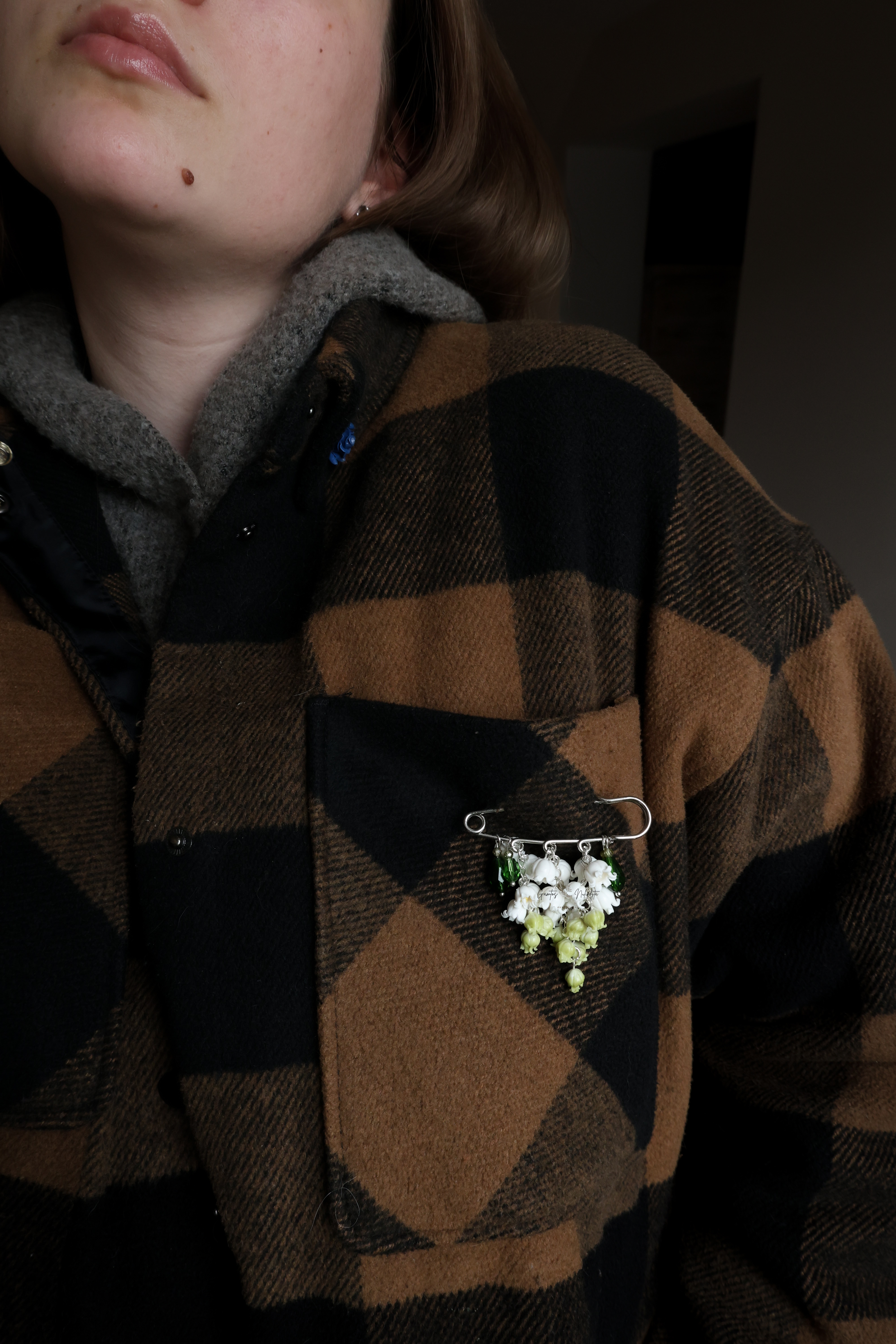 SAGĖ "PAKALNUTĖS" SU ŽIOGELIU