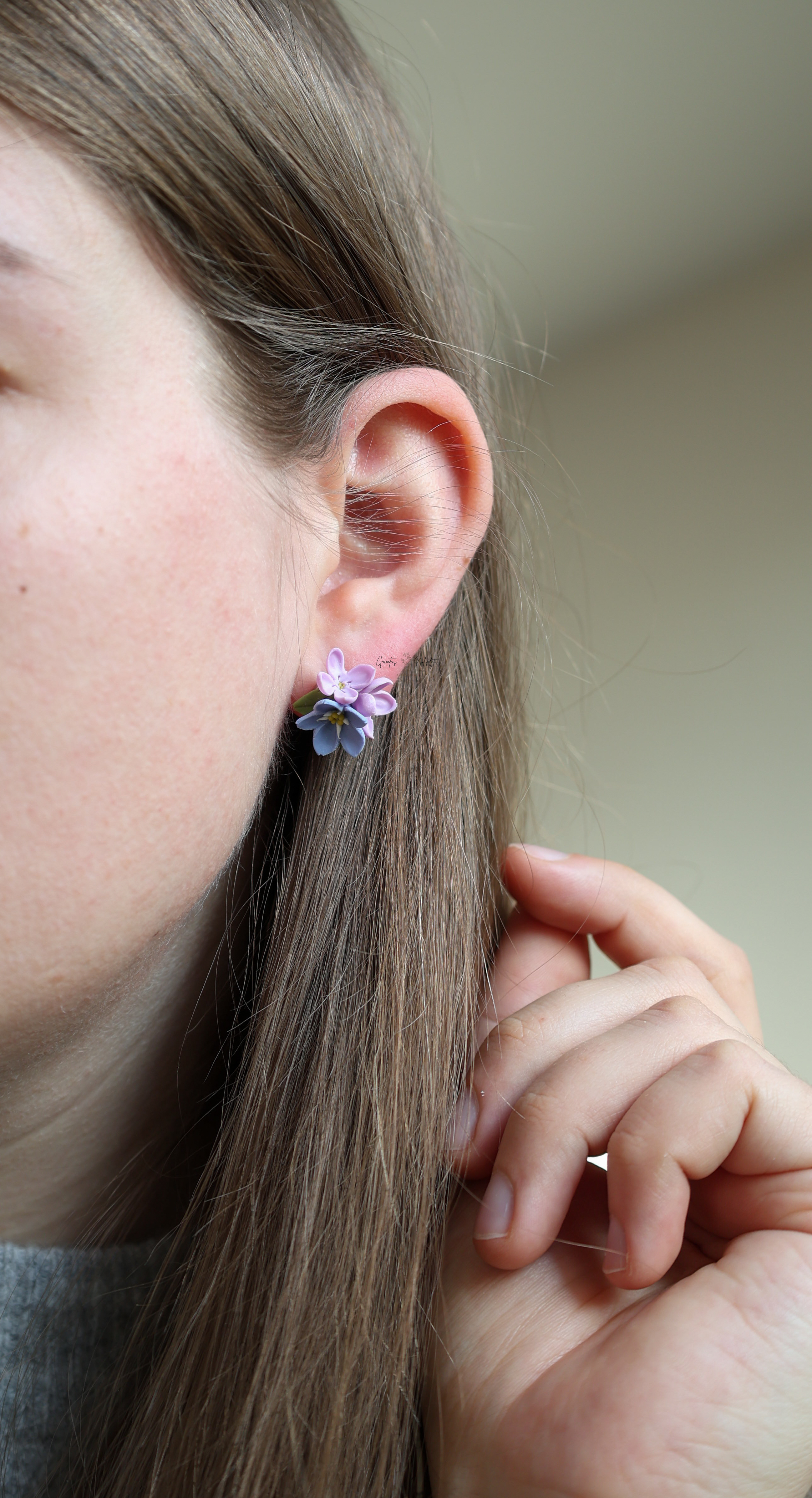 AUSKARAI "NEUŽMIRŠTUOLĖS+ALYVOS" NER.PL.VIN.