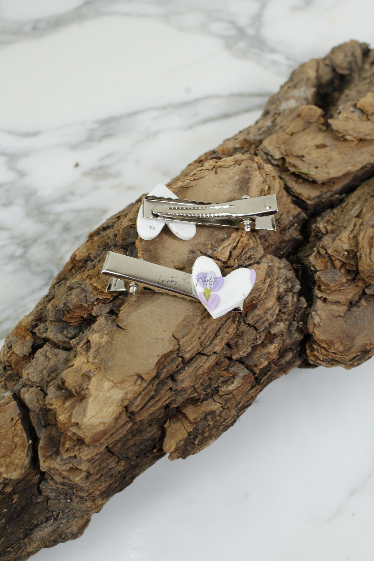 MINI PLAUKŲ SEGTUKAI "ŠIRDELĖ"