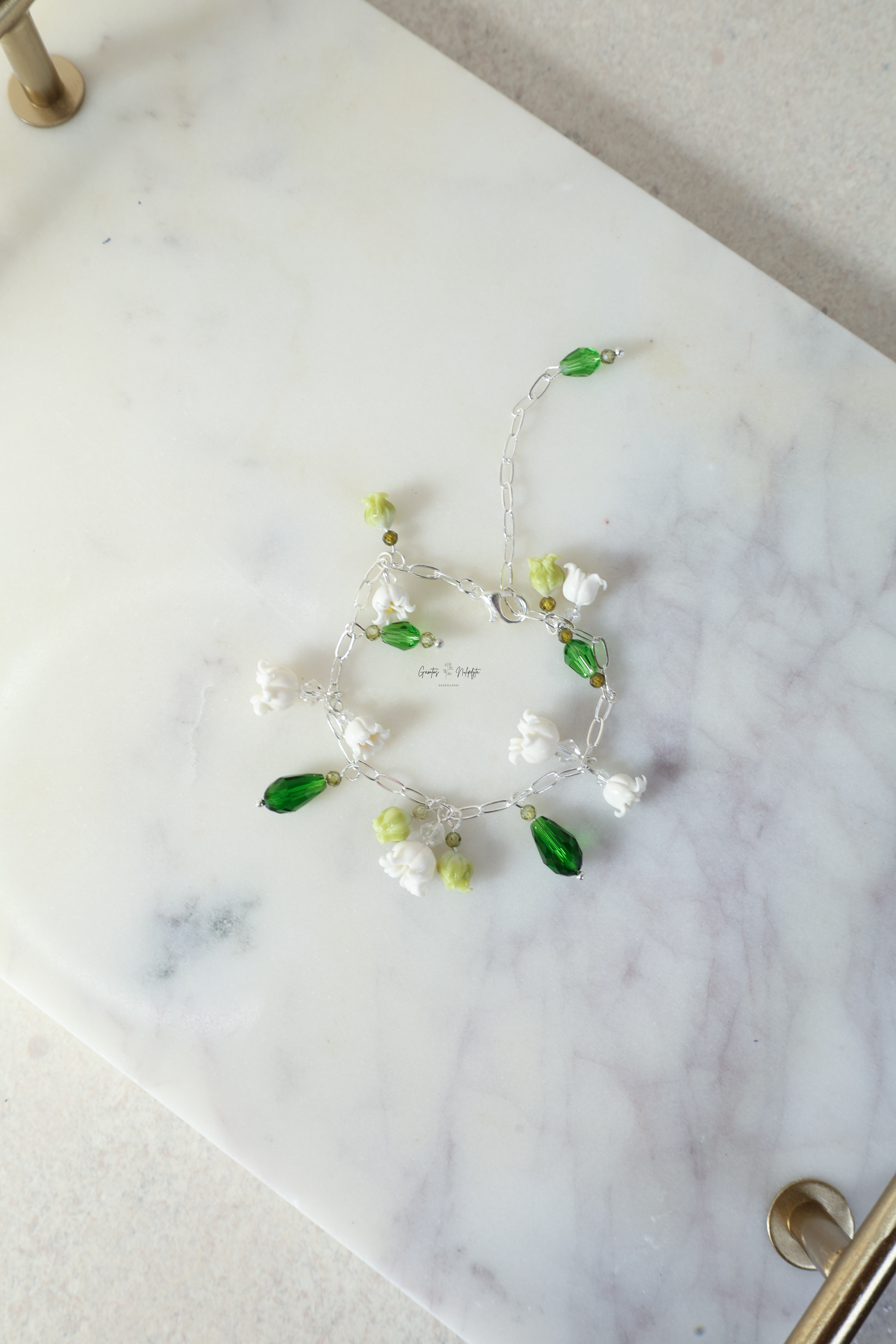 APYRANKĖ "PAKALNUTĖS" ANT GRANDINĖLĖS