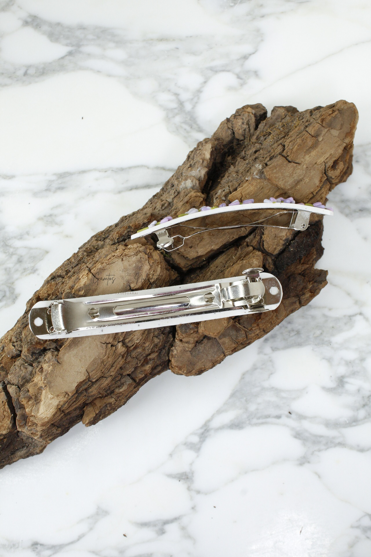 PLAUKŲ SAGĖ "LEVANDOS"