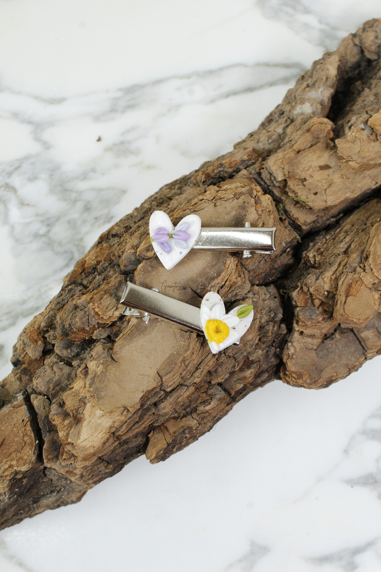 MINI PLAUKŲ SEGTUKAI "ŠIRDELĖ"