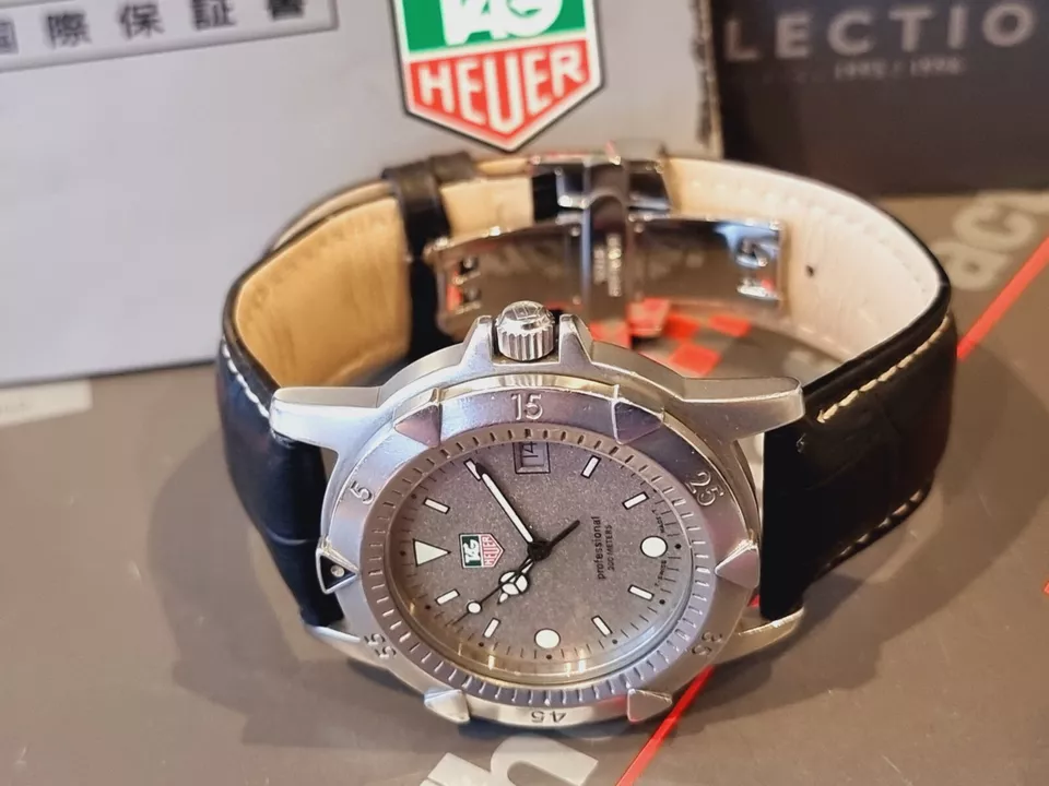Tag Heuer 1500 Mens Watch Full Size With Papers In Very Good Condition Bargain