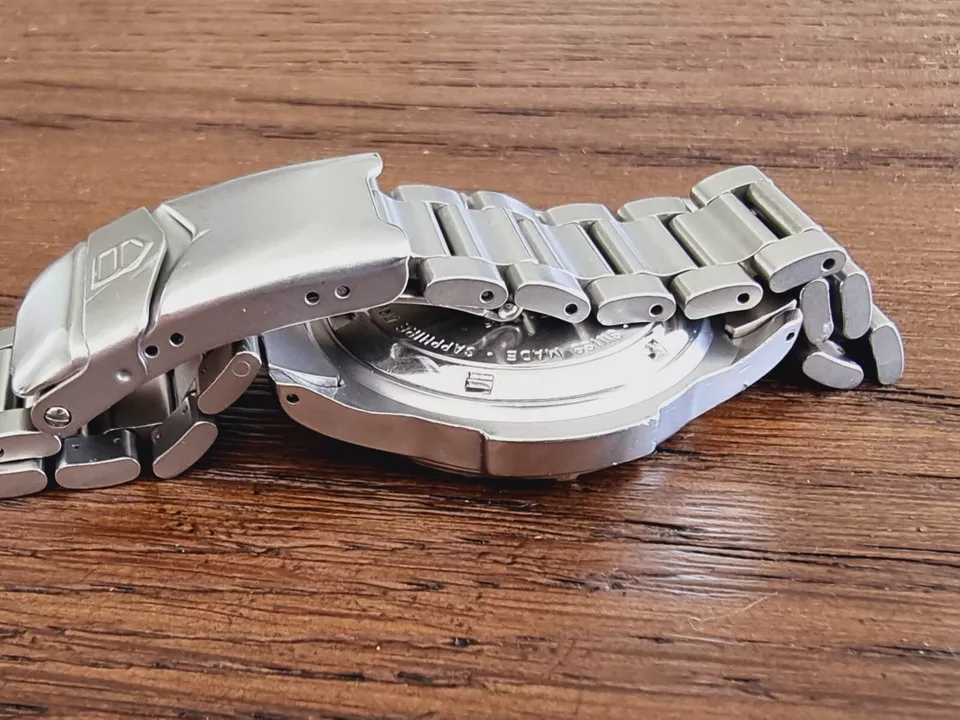 Tag Heuer 4000 Full Size In Great Condition Box + Papers Bargain Price