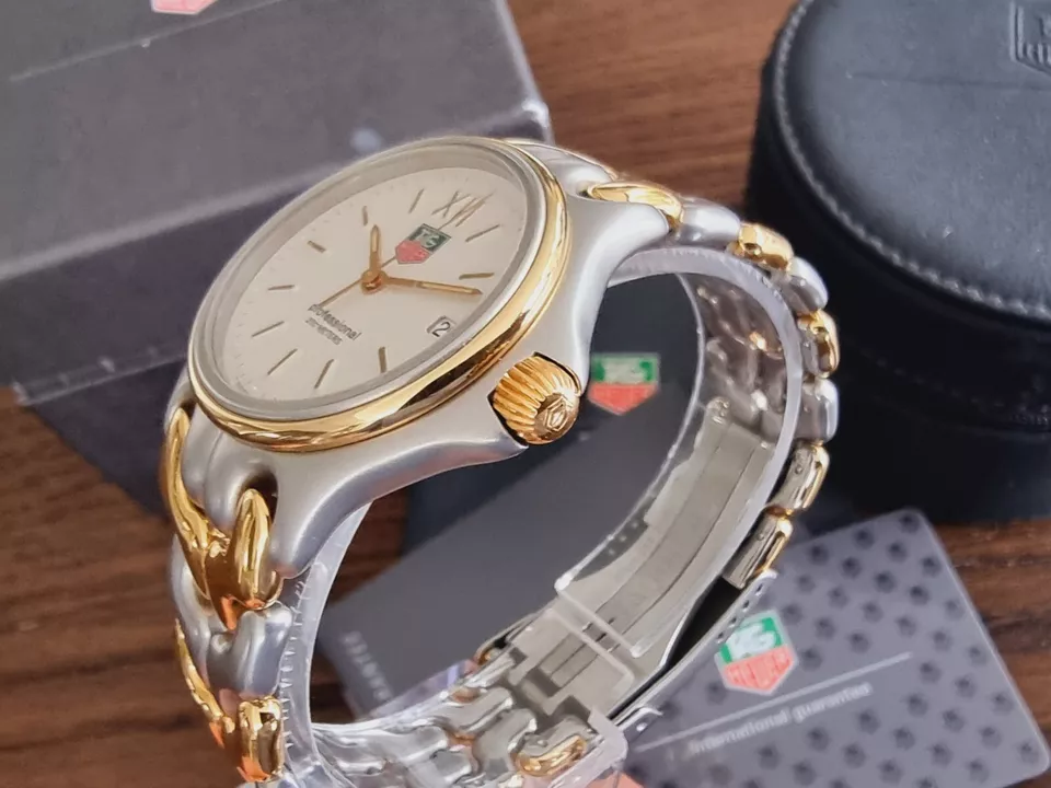 TAG Heuer Mid Size SEL Men's Watch MINT CONDITION box And Papers Fit Ladies Too