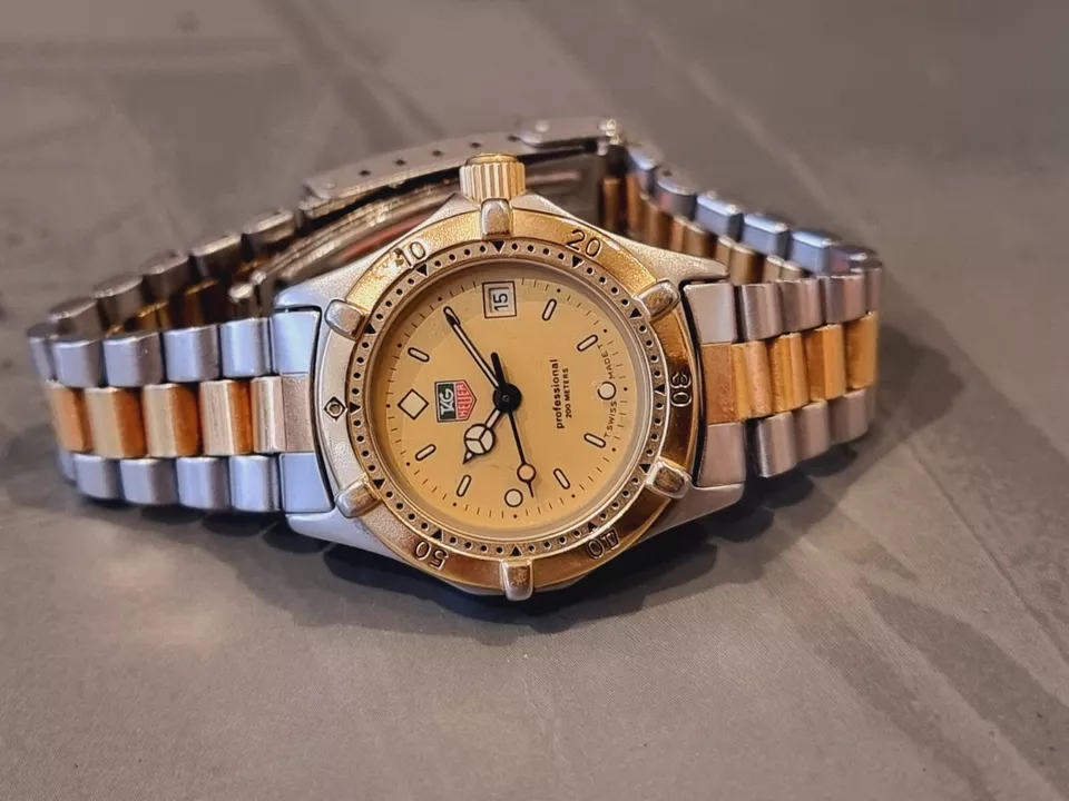 Tag Heuer Lady 2000 Mini In Great Condition