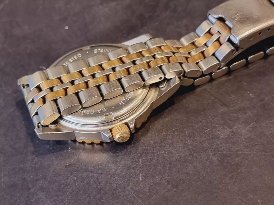 TAG HEUER 1500 Professional 925.213D In Great Condition Black And Gold Plated