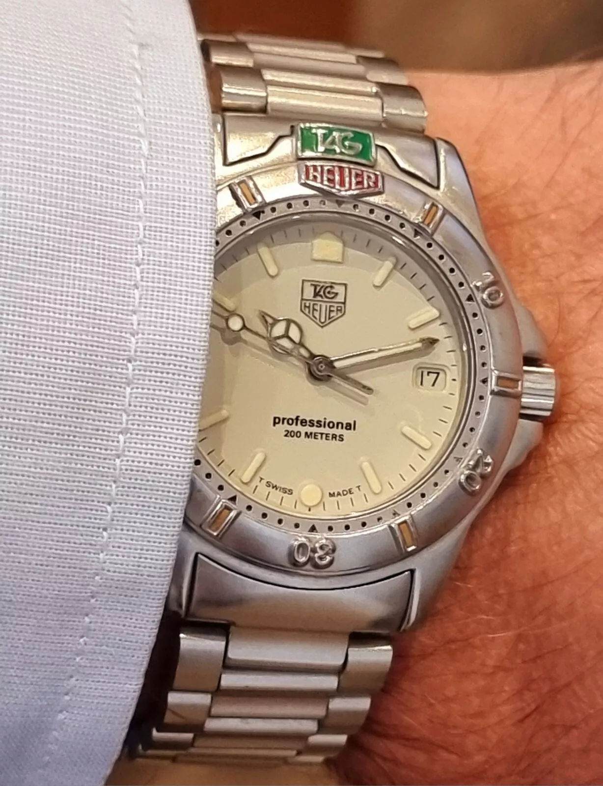 Tag Heuer 4000 Mid Size Very Good Conditions 998.713 Serviced 1 Year Warranty