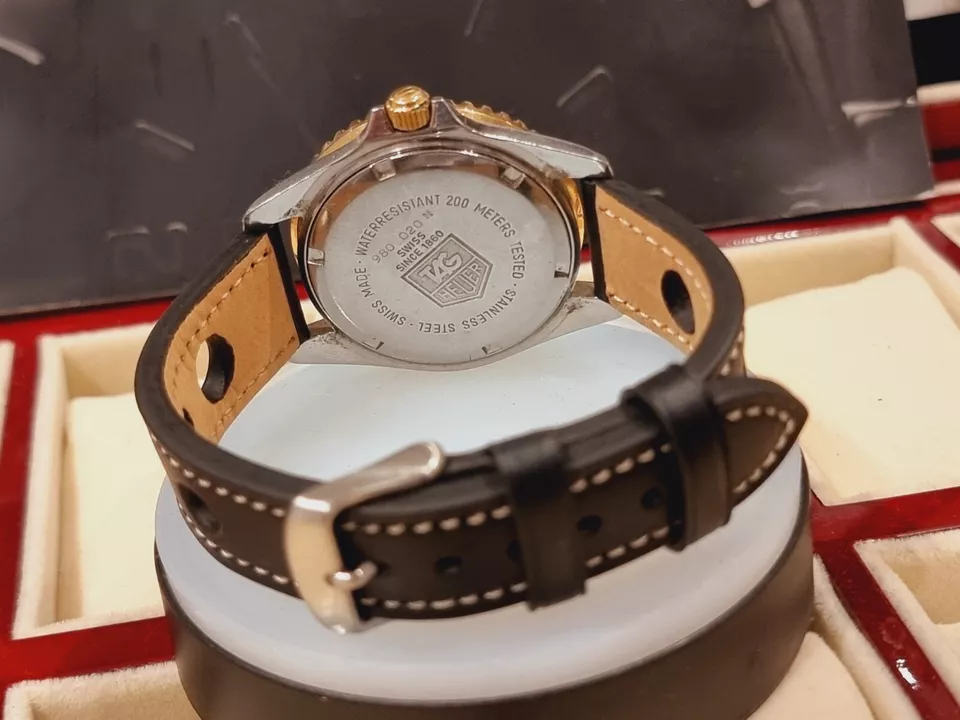 TAG Heuer 1000 Gold plated steel In Very Good Condition 980